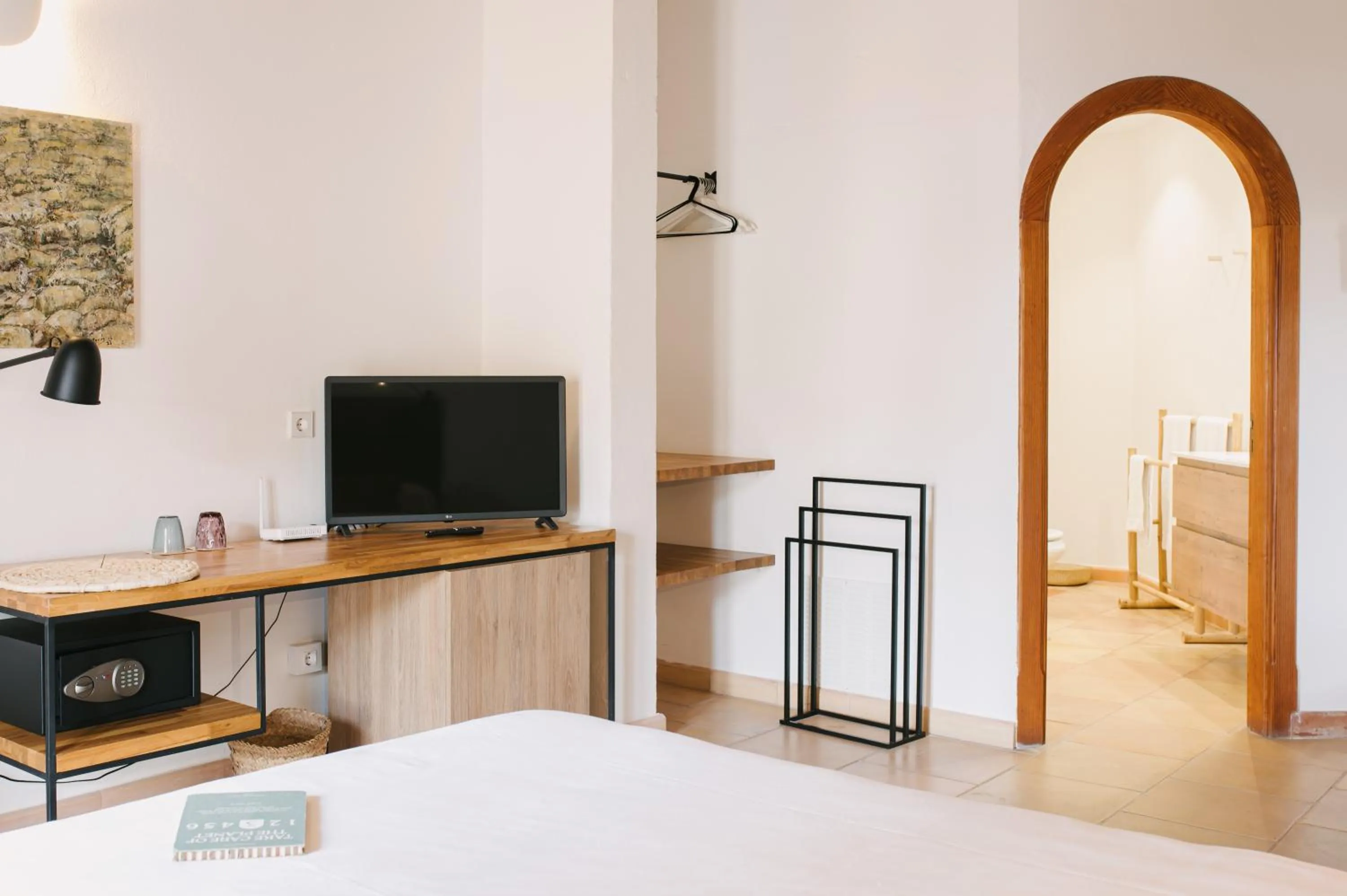 Bed in Curolla Petit Hotel