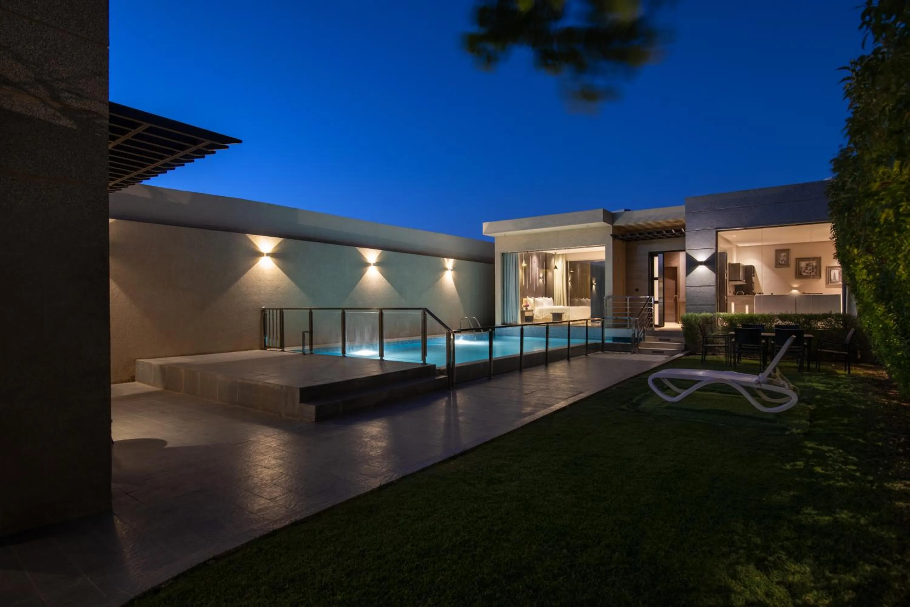 The Corner Hotel Resorts - Riyadh