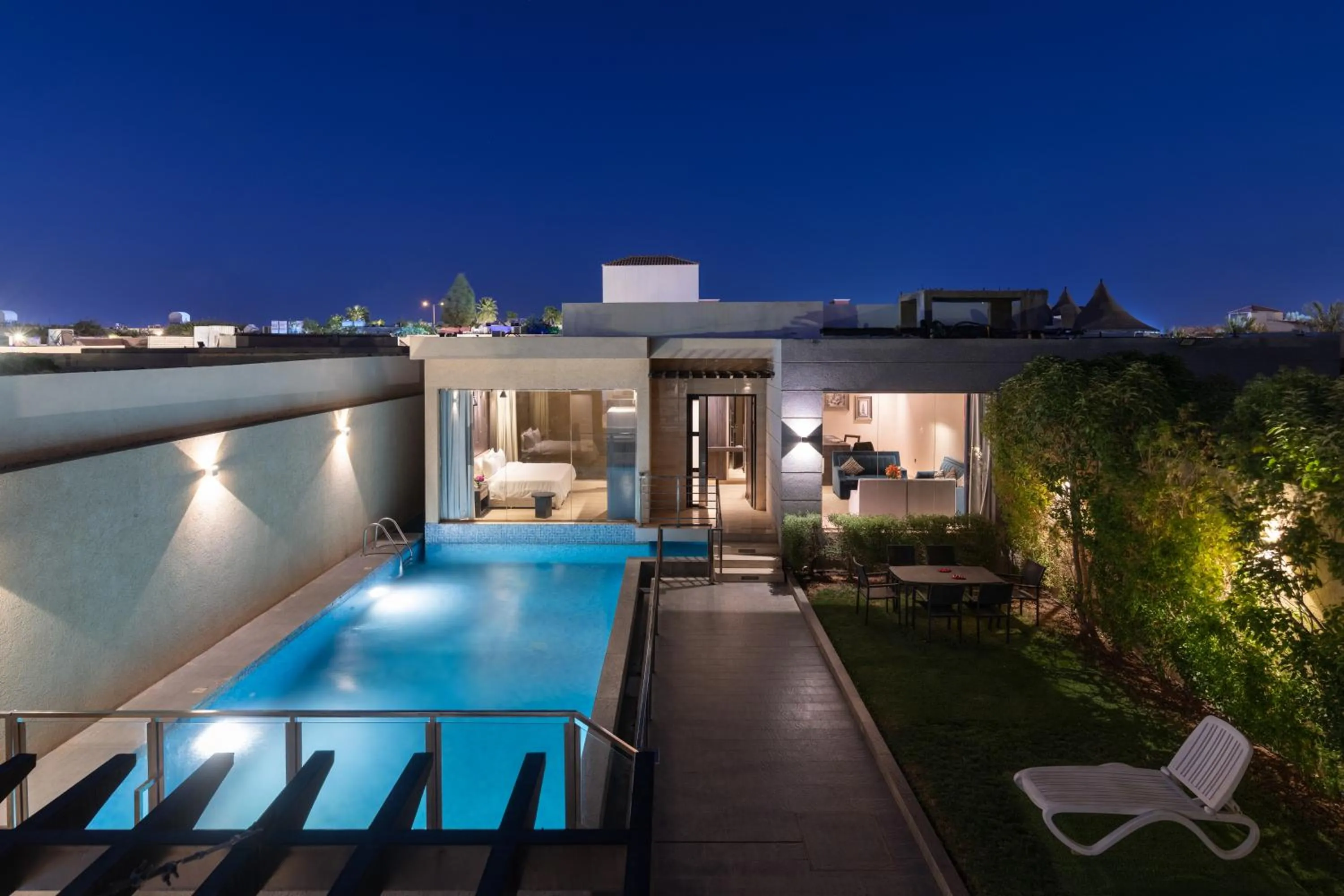 The Corner Hotel Resorts - Riyadh