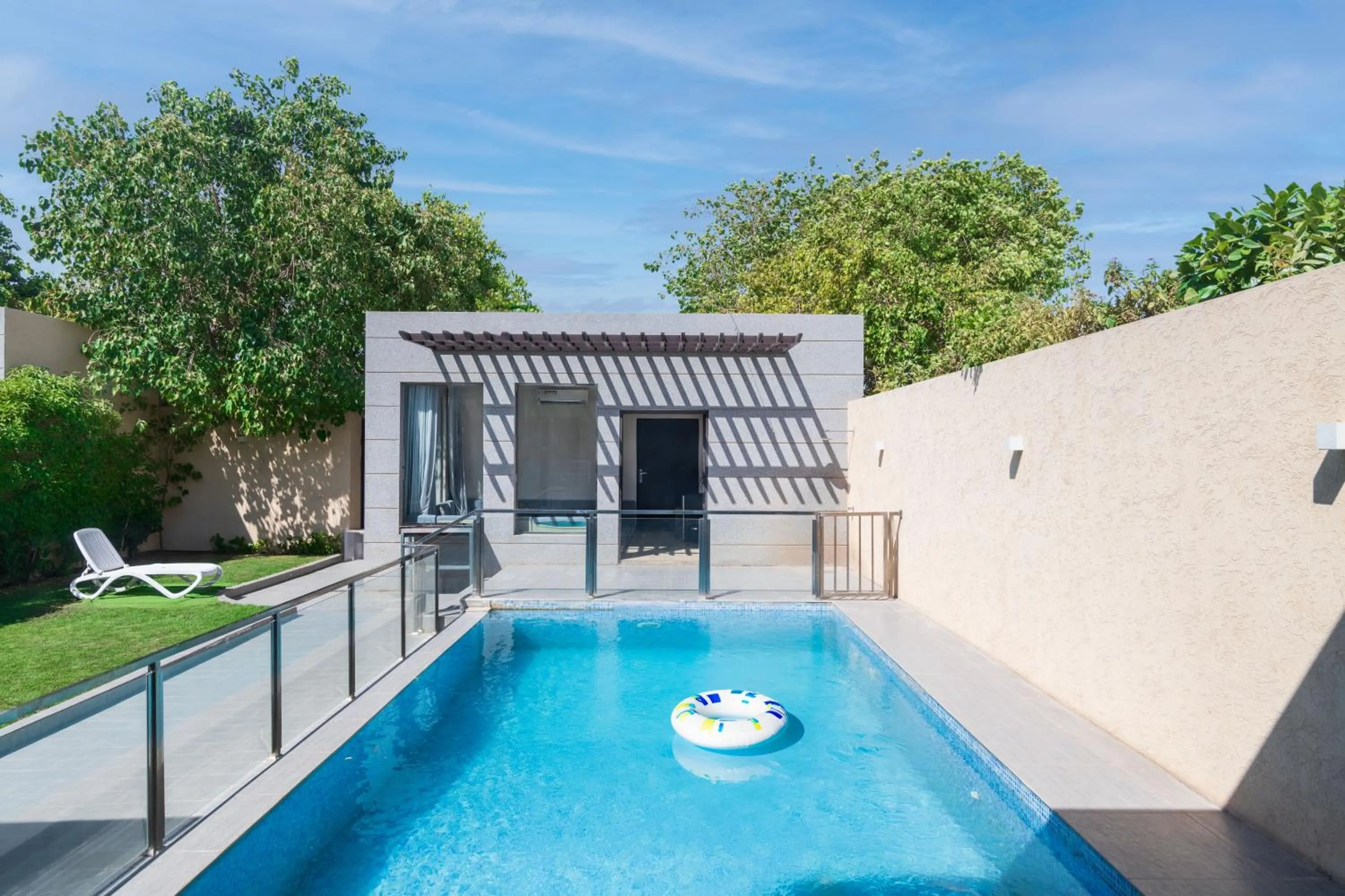 The Corner Hotel Resorts - Riyadh