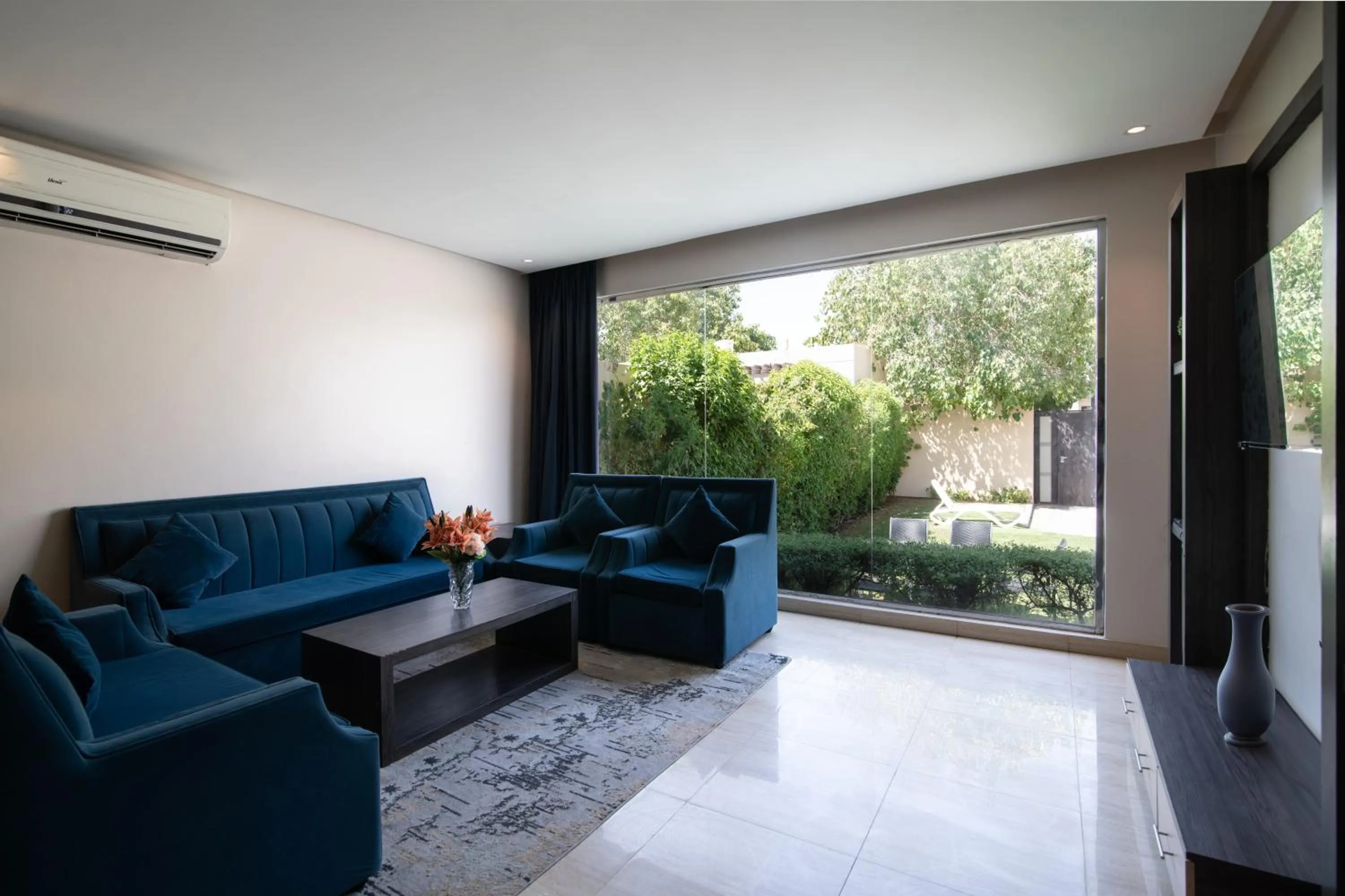 The Corner Hotel Resorts - Riyadh