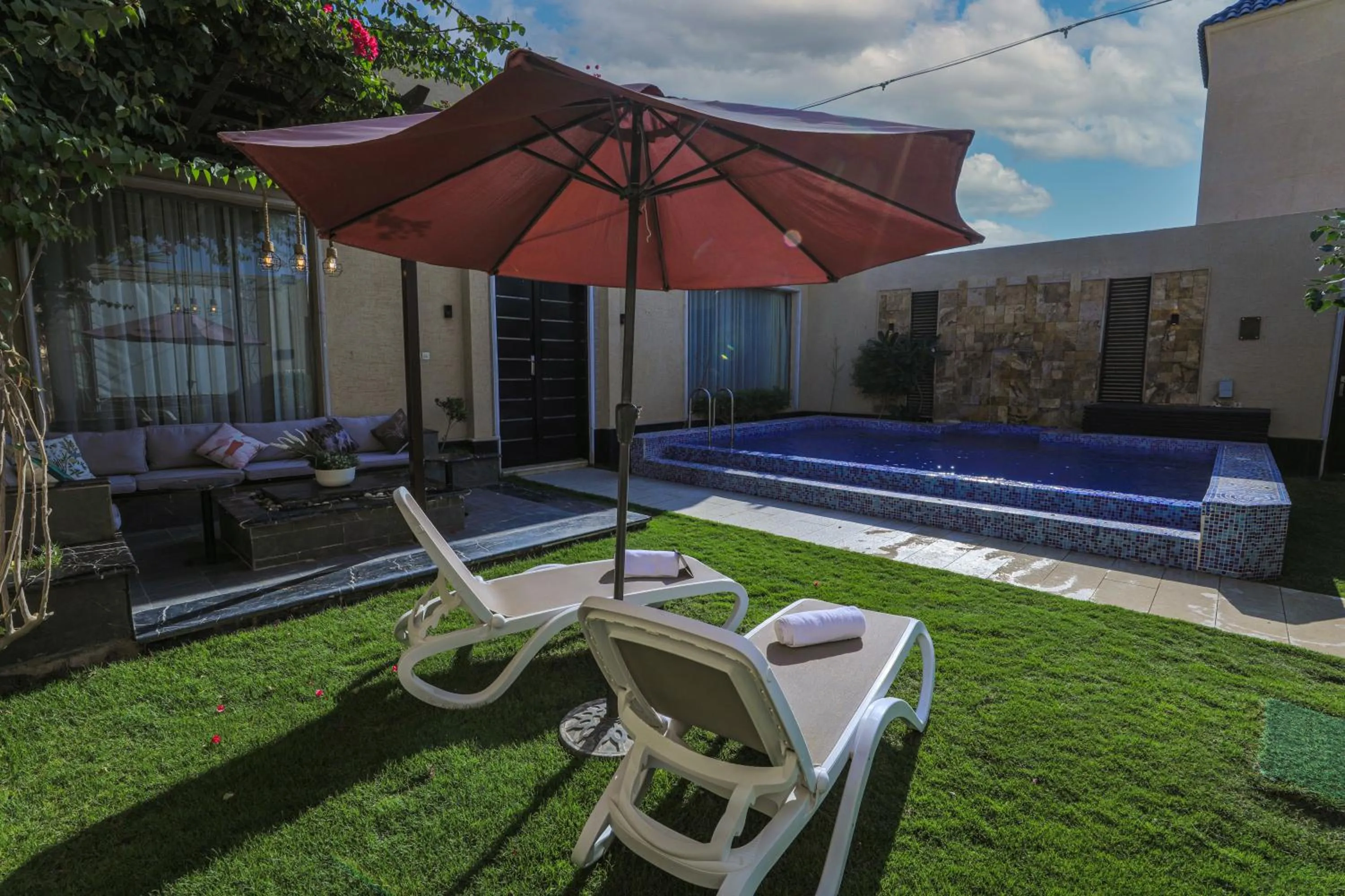 The Corner Hotel Resorts - Riyadh