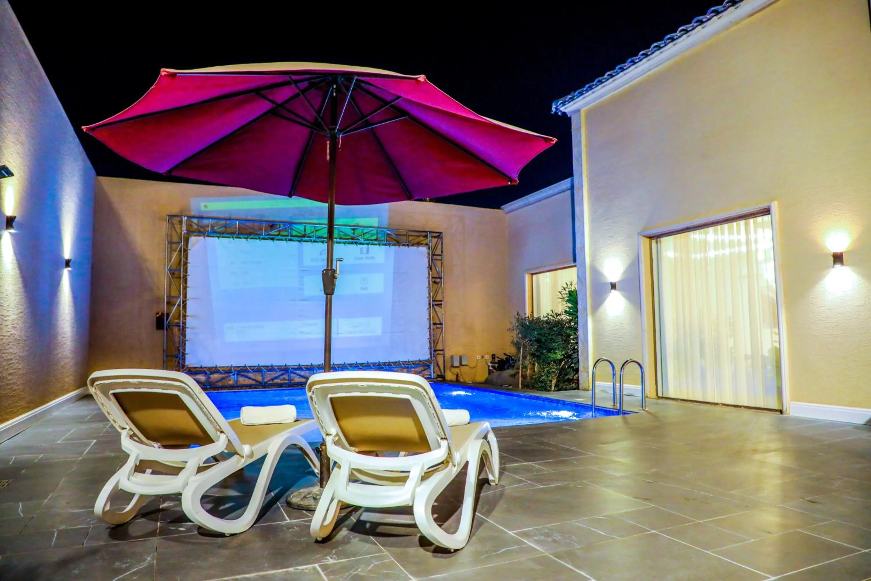 The Corner Hotel Resorts - Riyadh