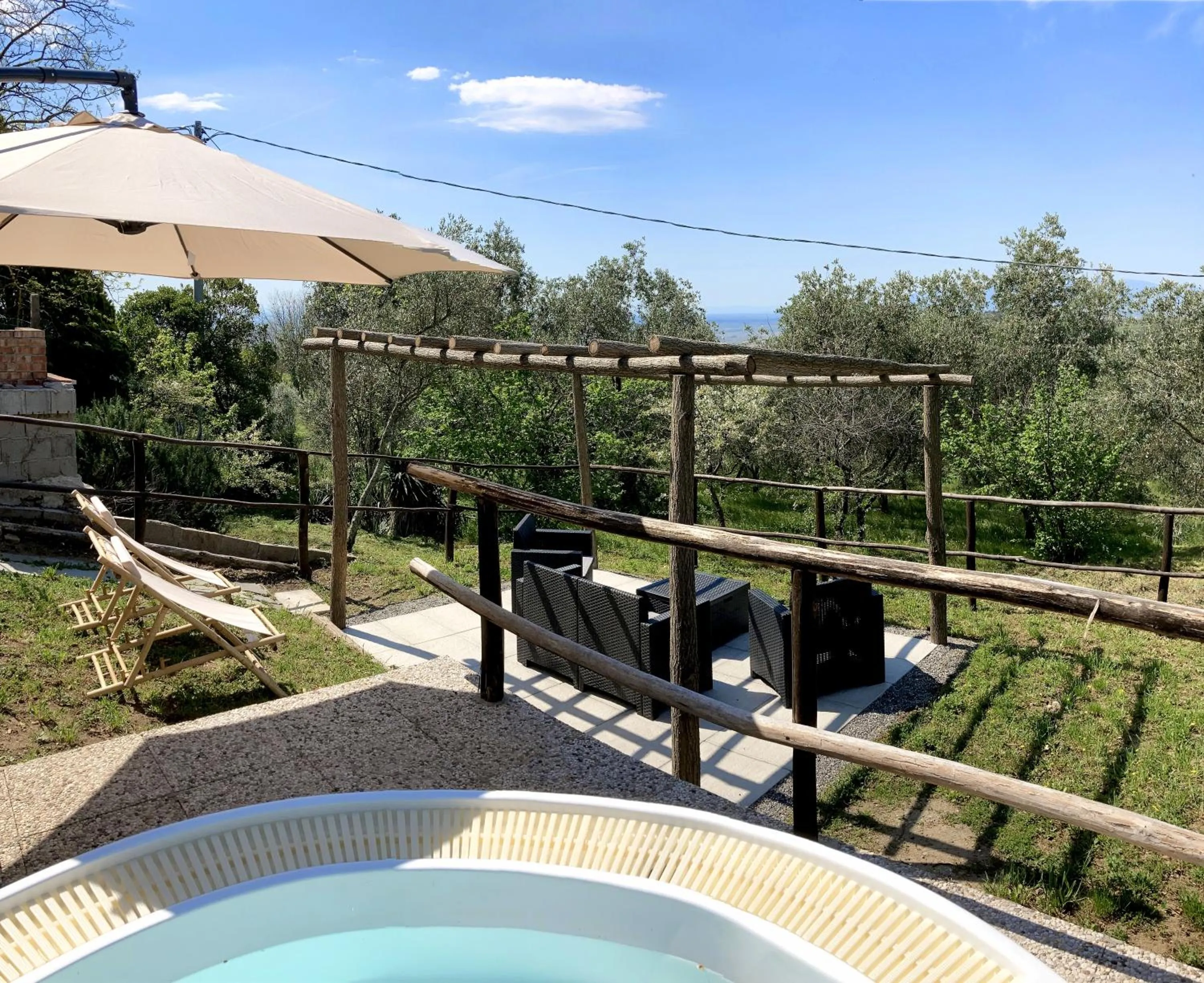 Hot Tub in il Podere La Casina