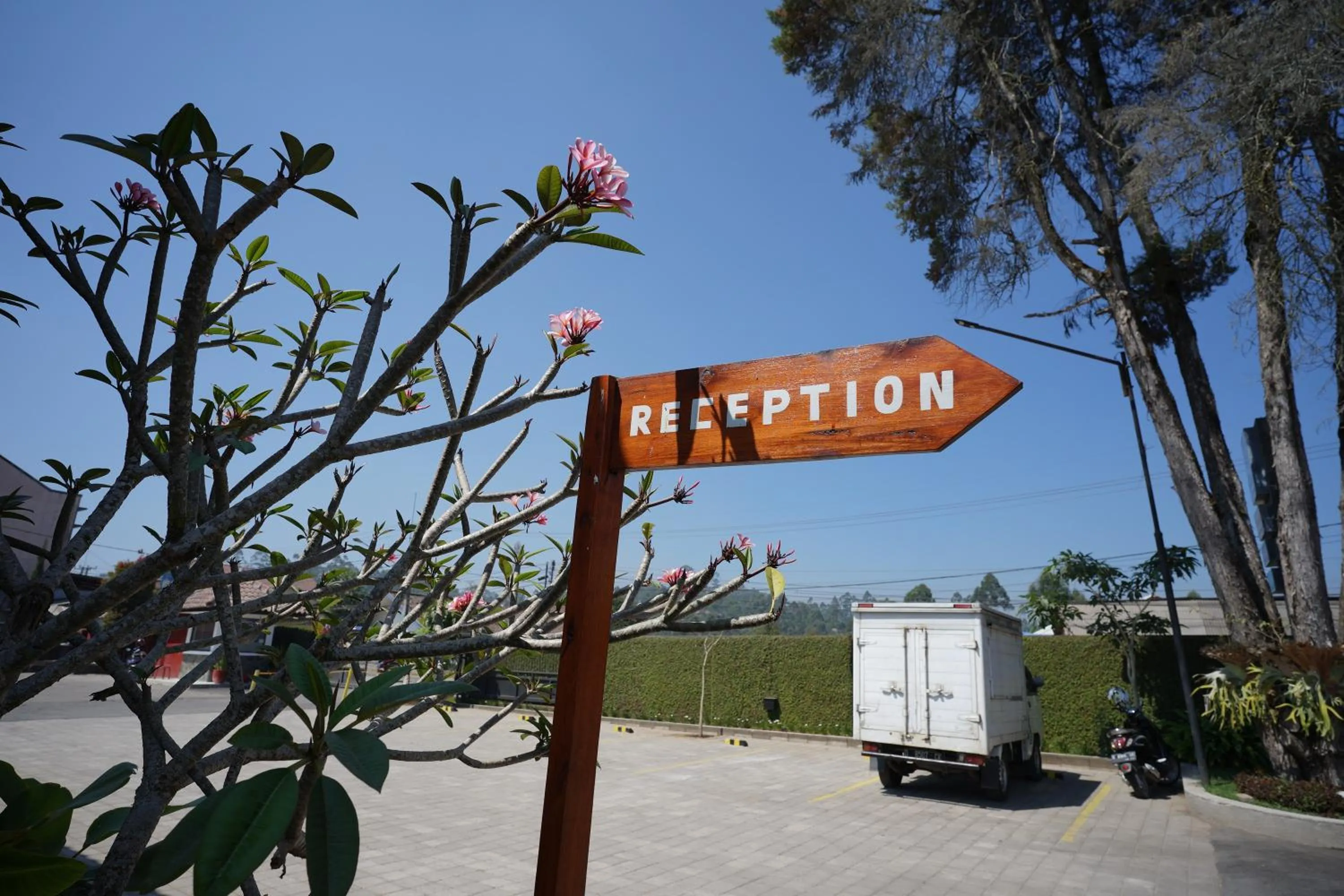 Logo/Certificate/Sign in Citere Resort Hotel