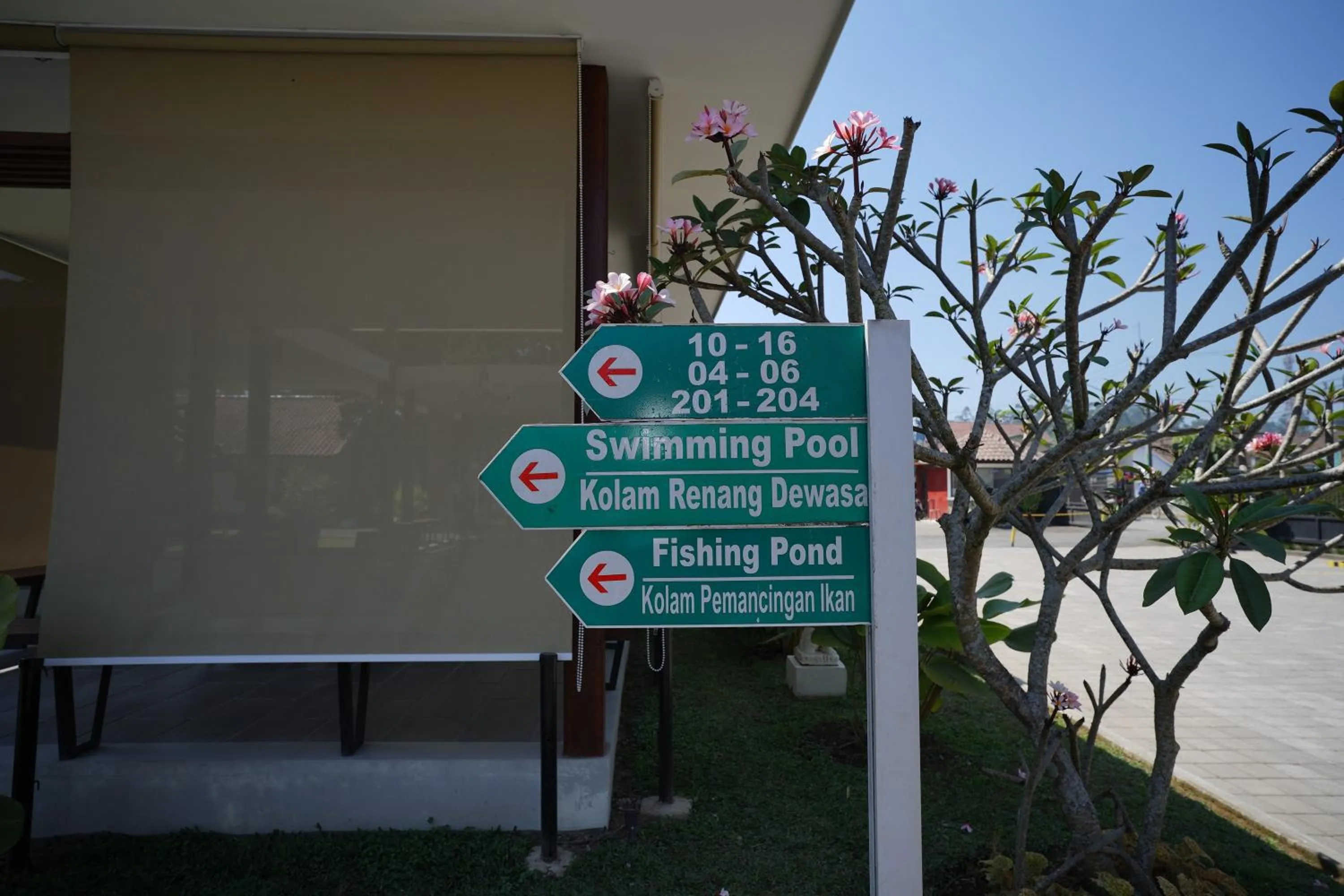 Text overlay in Citere Resort Hotel