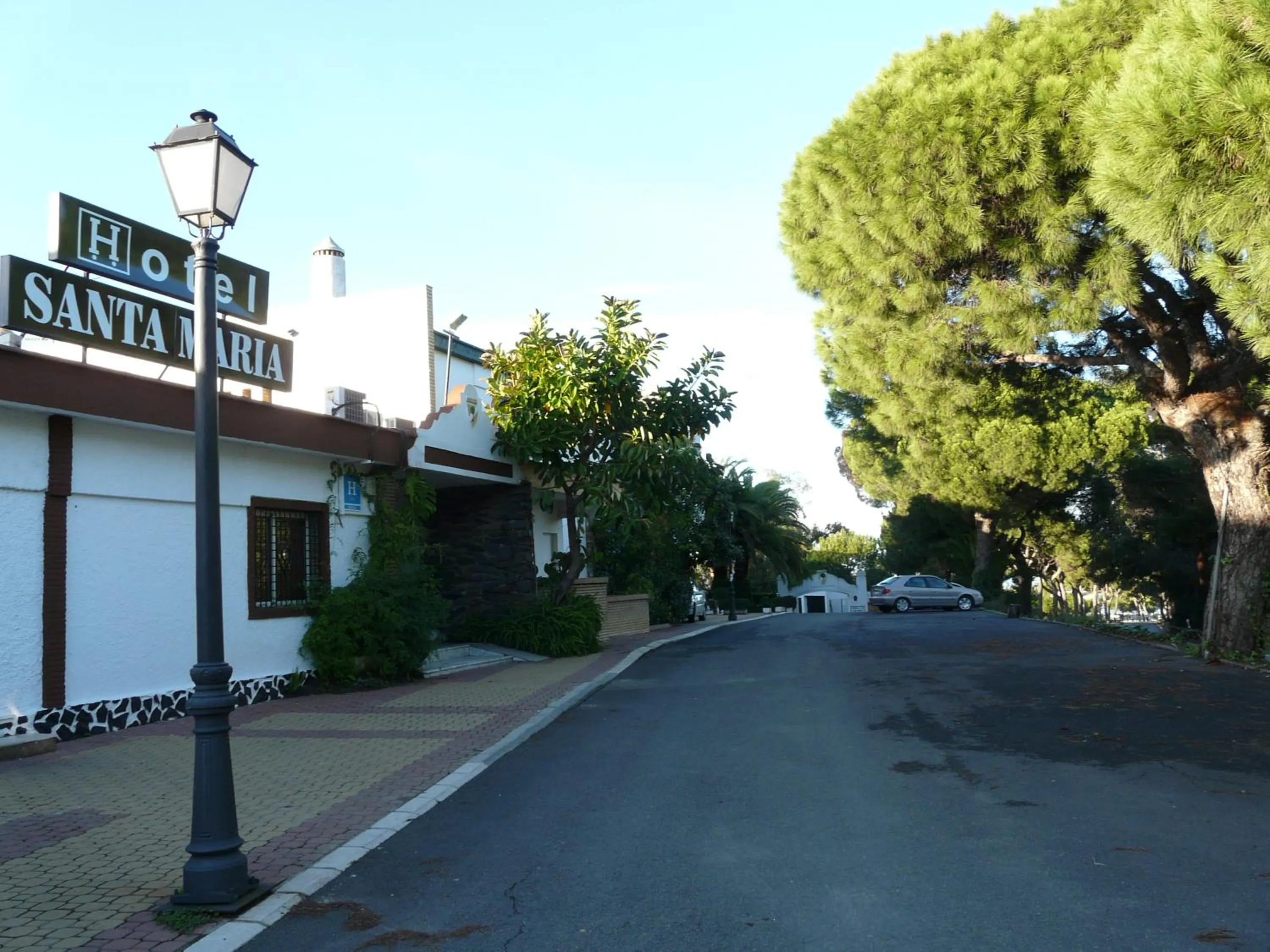 Property building in Hotel Santa María