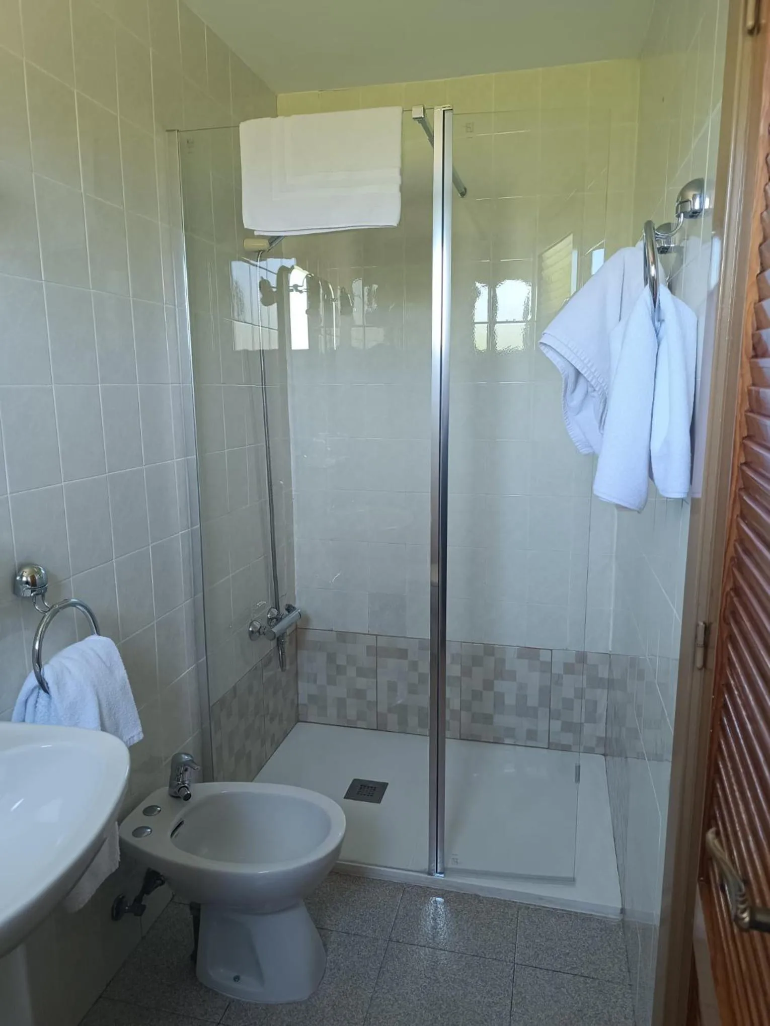 Shower in Hotel Santa María