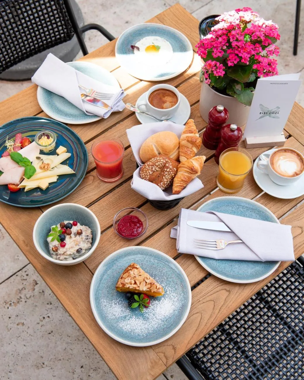 Breakfast in SOLLER Business Hotel - Munich Airport MUC