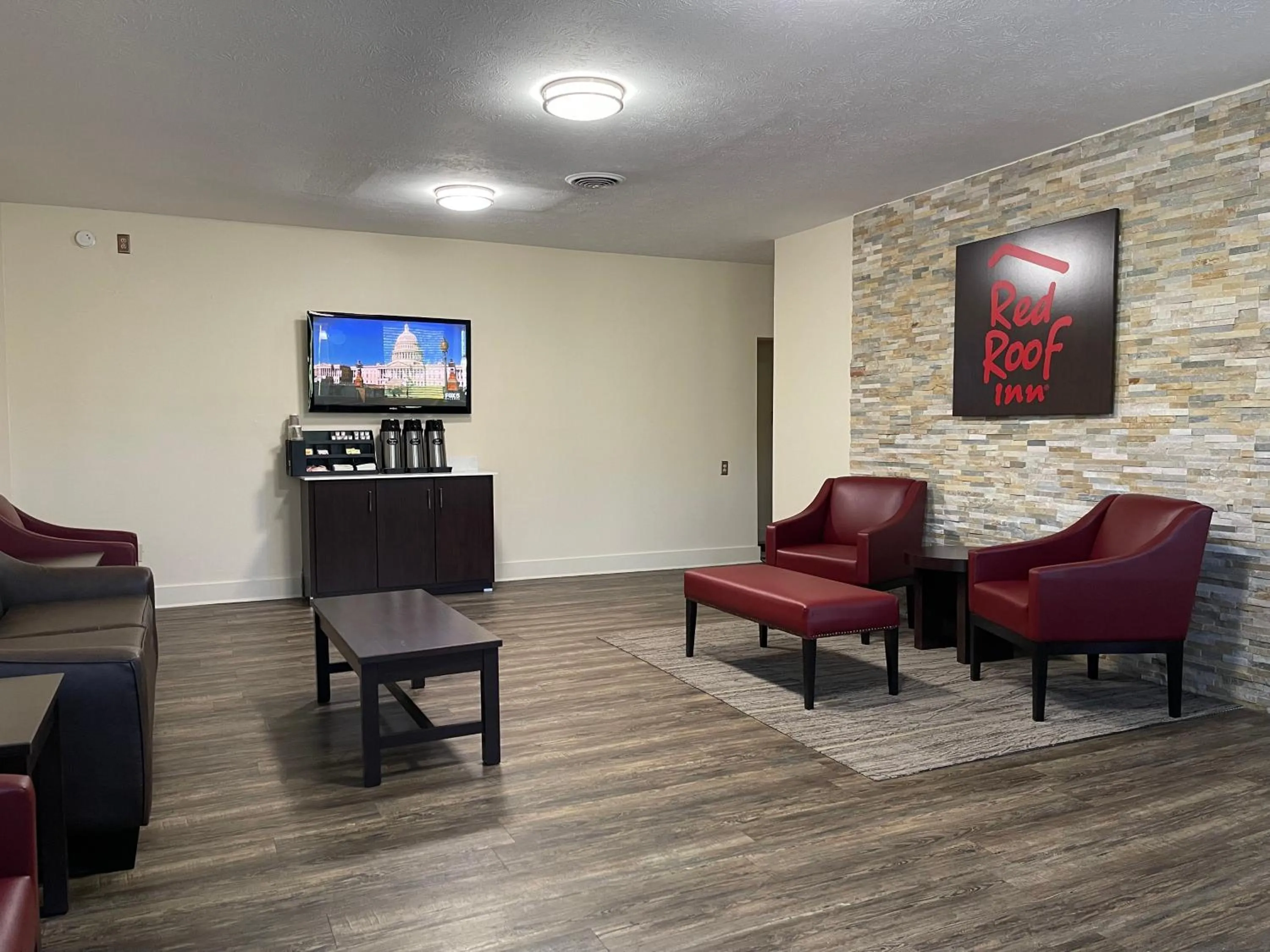 Lobby or reception in Red Roof Inn LaGrange