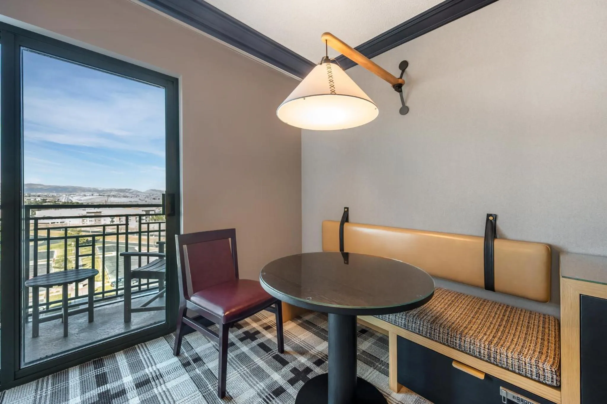 Bedroom in Omni Interlocken Hotel