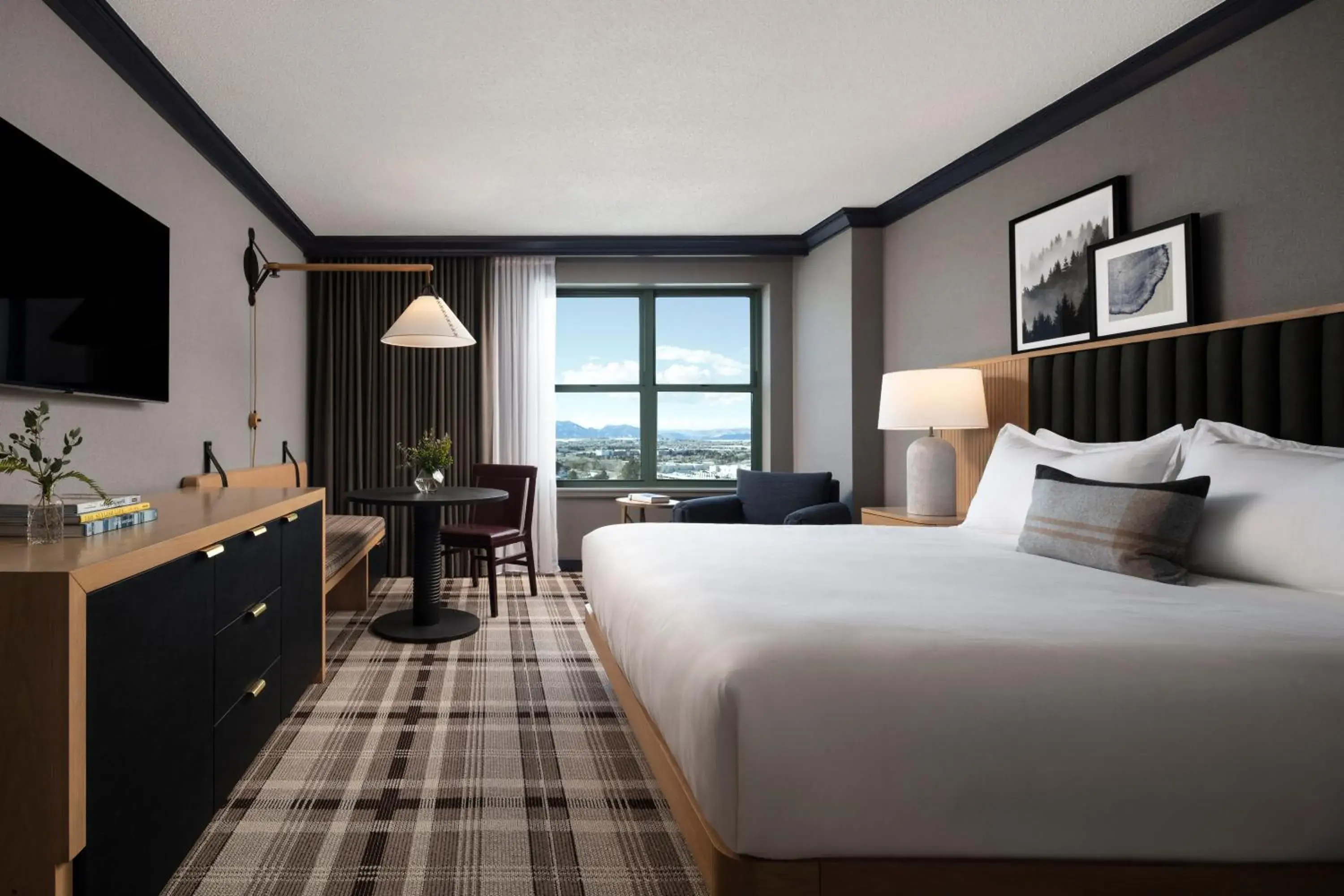 Classic Deluxe Room - 1 King Bed in Omni Interlocken Hotel Classic Deluxe Room - 1 King Bed in Omni Interlocken Hotel