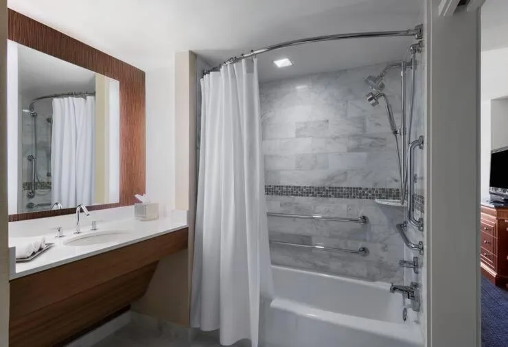 Bathroom in Hilton Salt Lake City Center