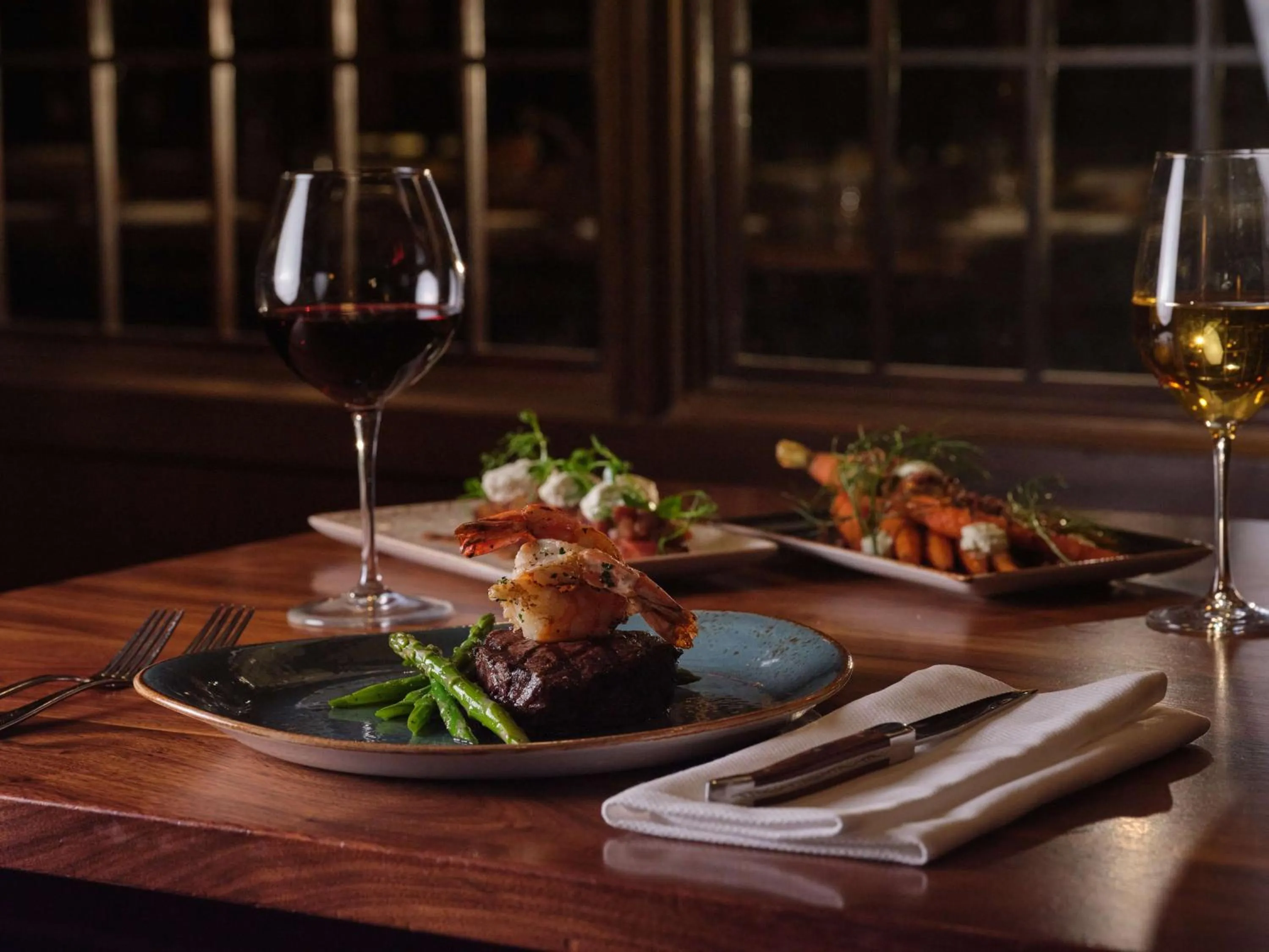 Restaurant/places to eat in Hilton Salt Lake City Center