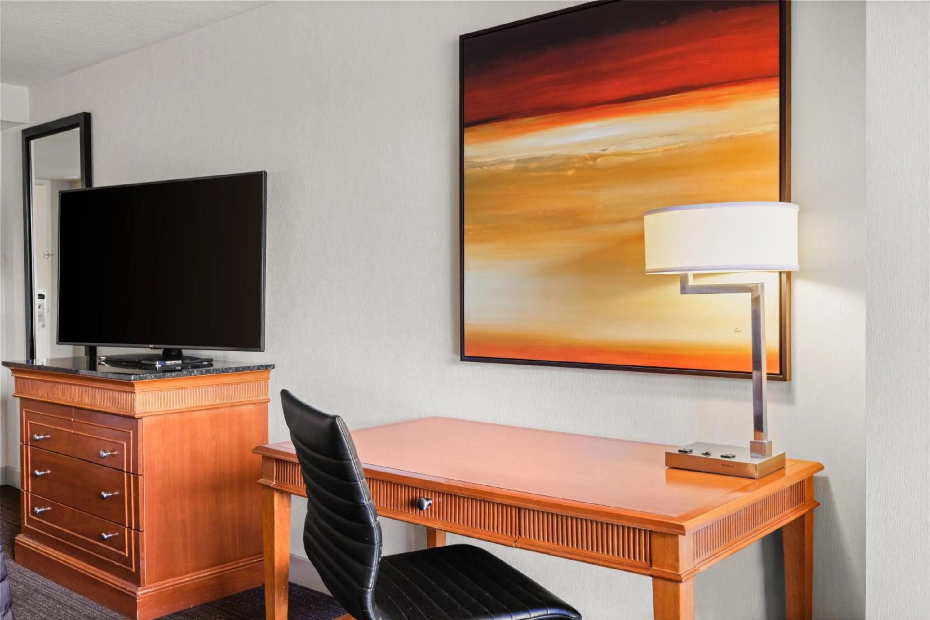 hair dresser in Hilton Salt Lake City Center