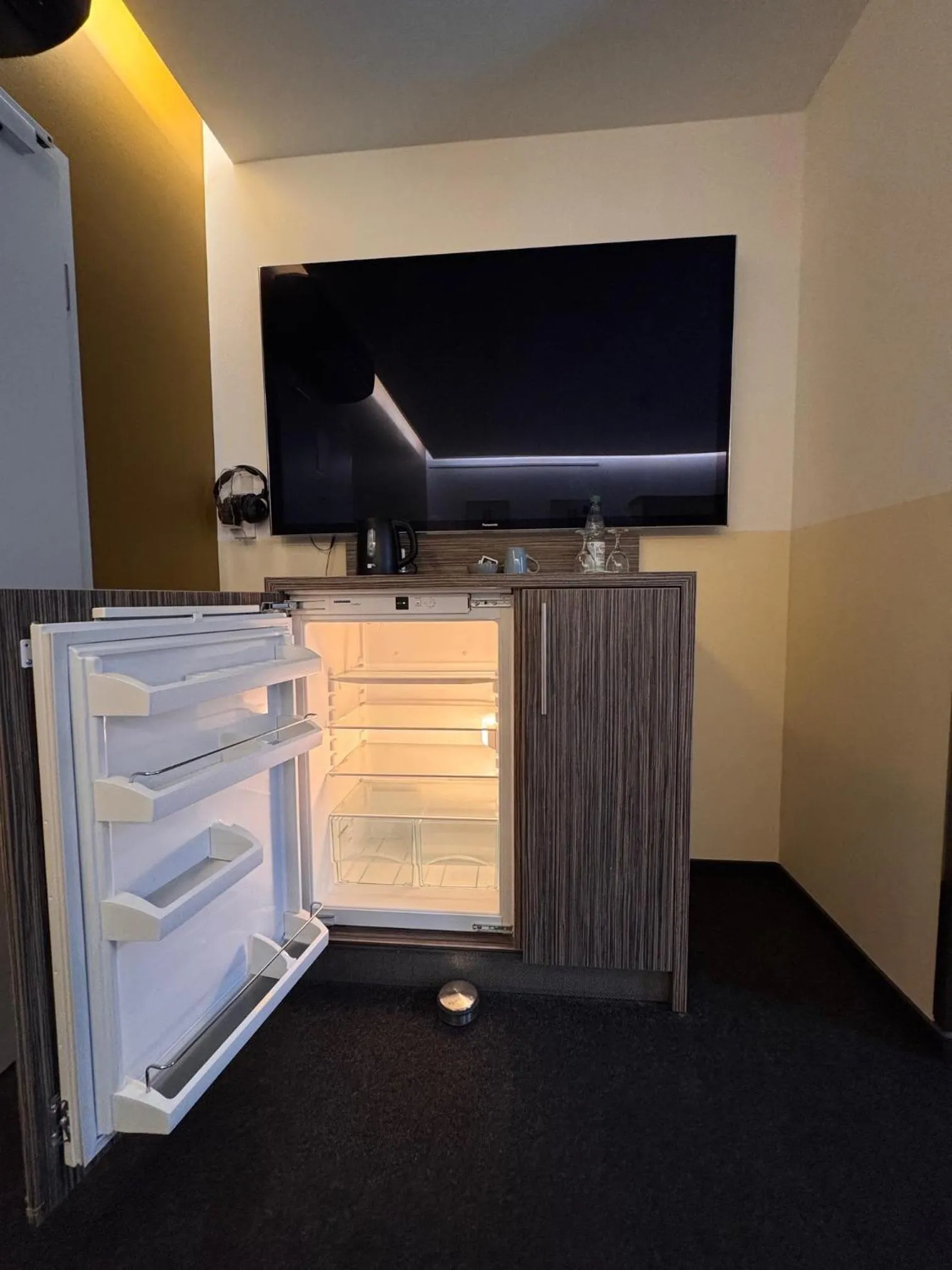 TV and multimedia in Apart Hotel Fulda