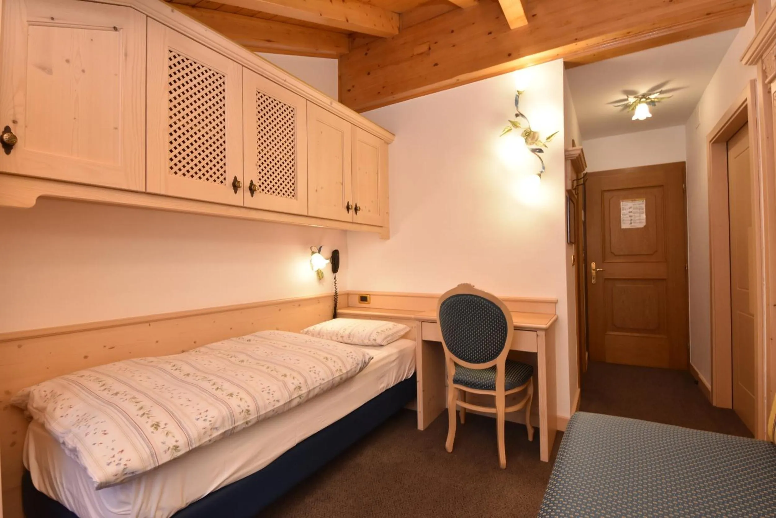 Photo of the whole room, Bed in Hotel San Marco