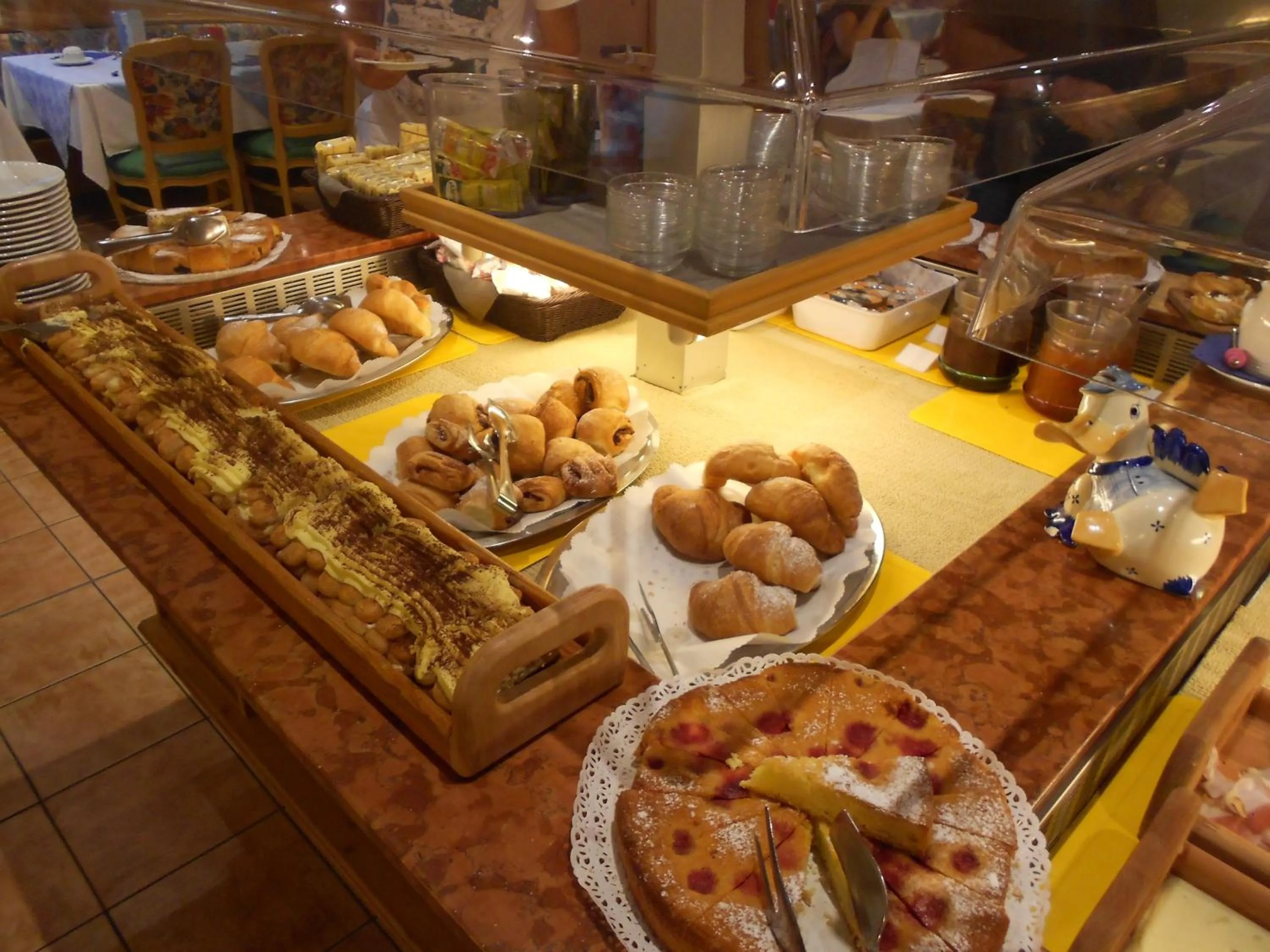 Buffet breakfast in Hotel San Marco