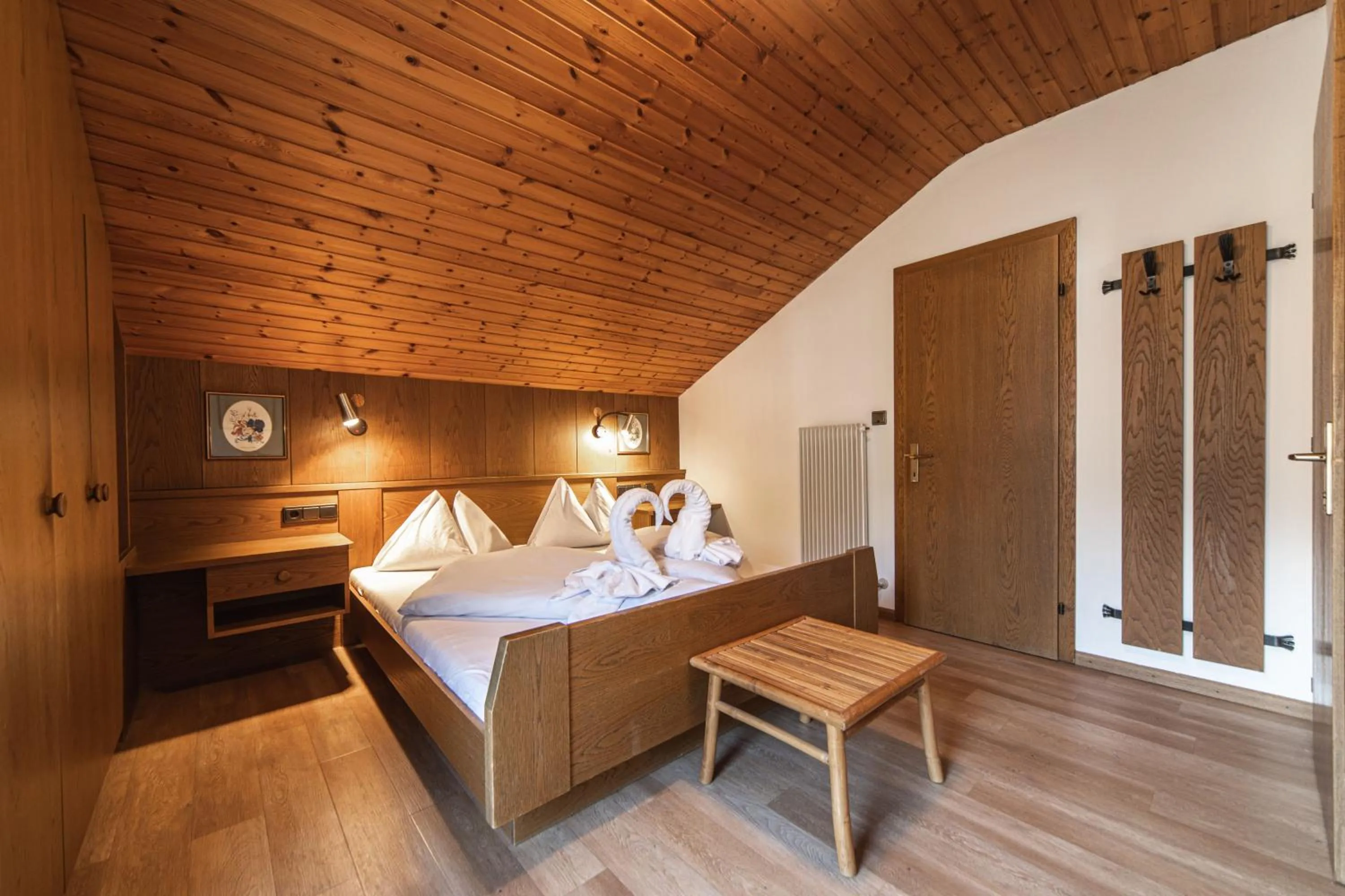 Photo of the whole room, Bed in Hotel Fines