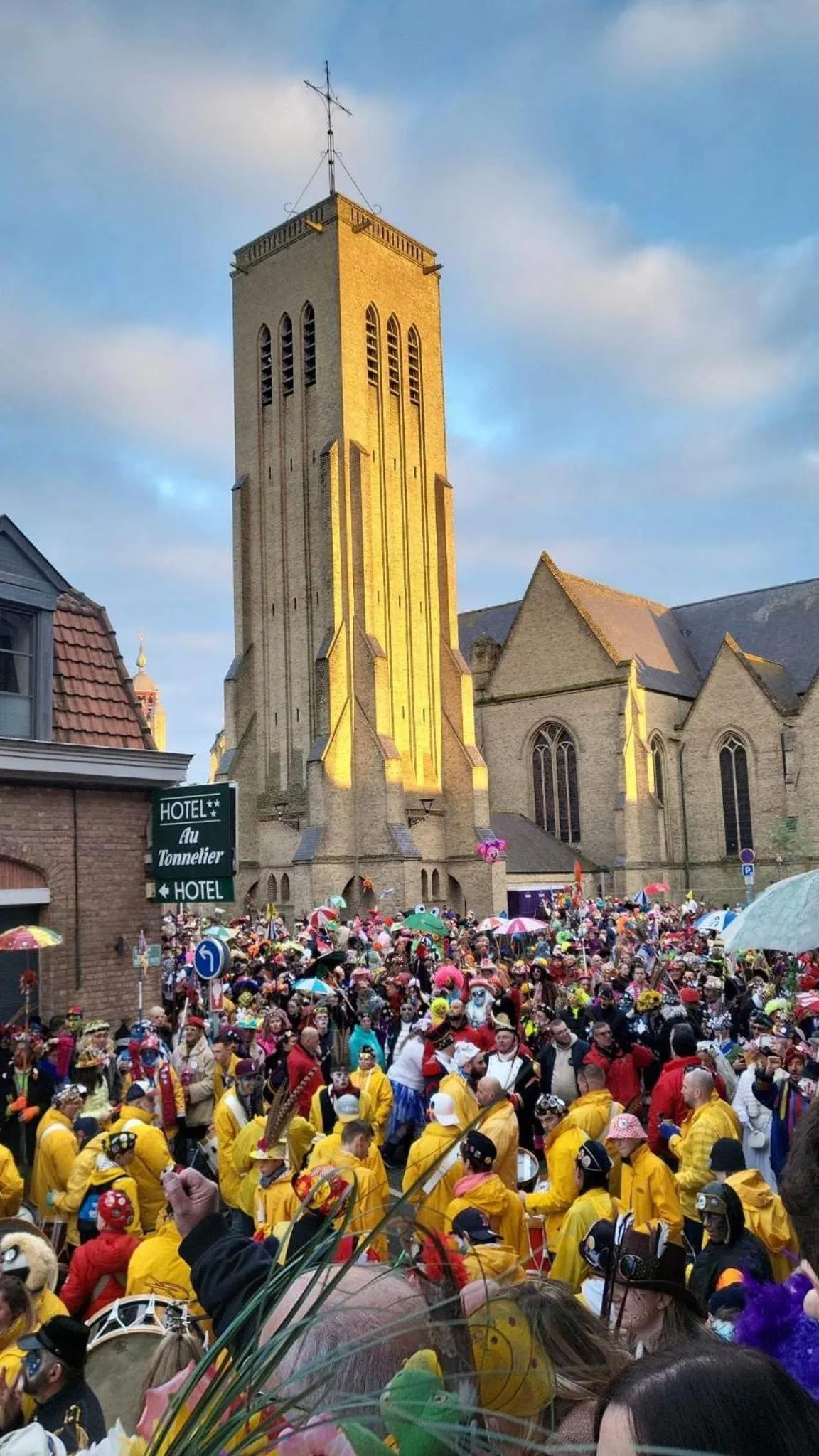 Entertainment in Hôtel - Restaurant Au Tonnelier