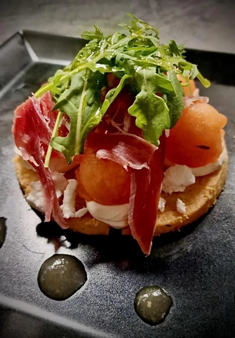 Restaurant/places to eat in Hôtel - Restaurant Au Tonnelier