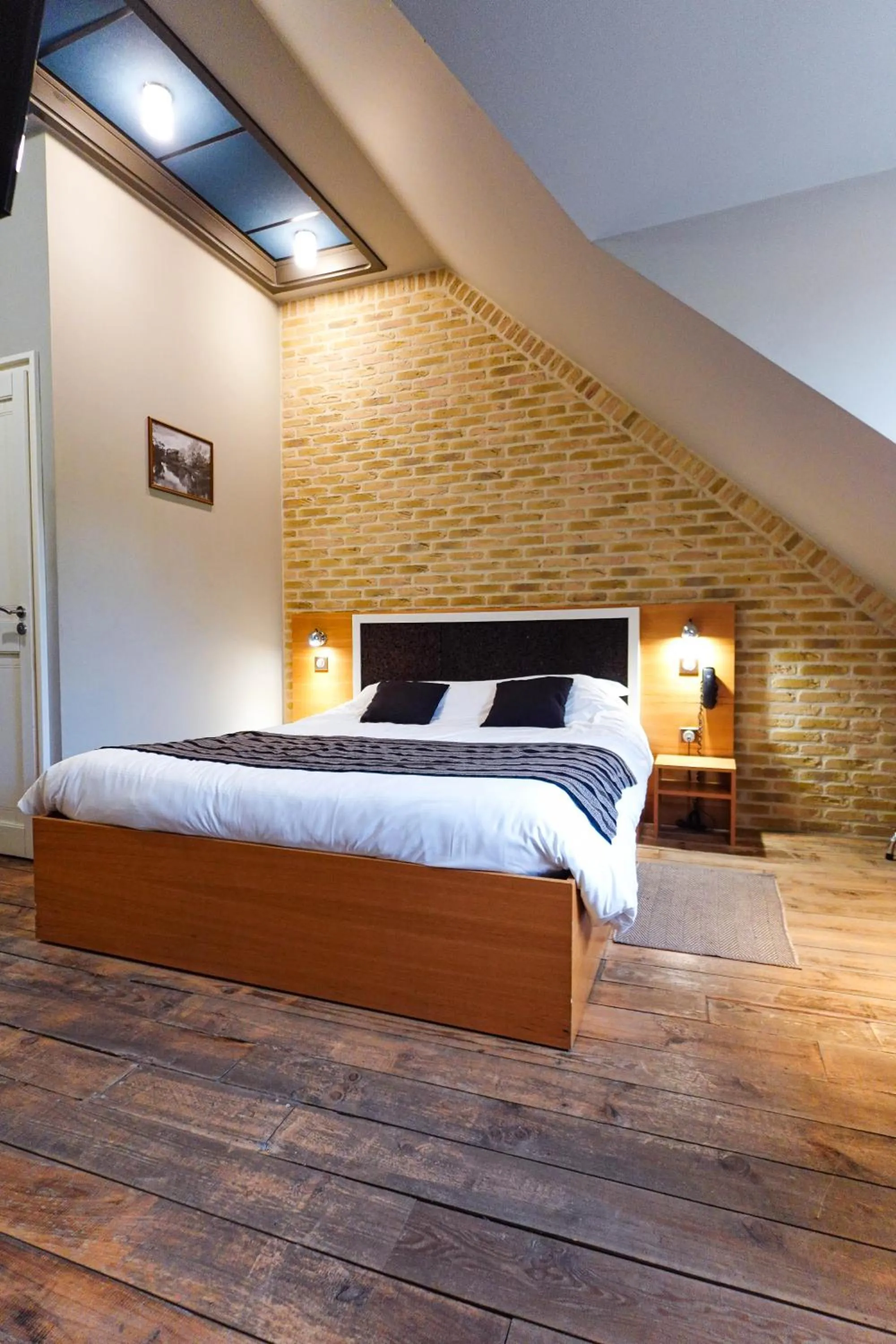 Bedroom, Bed in Hôtel - Restaurant Au Tonnelier