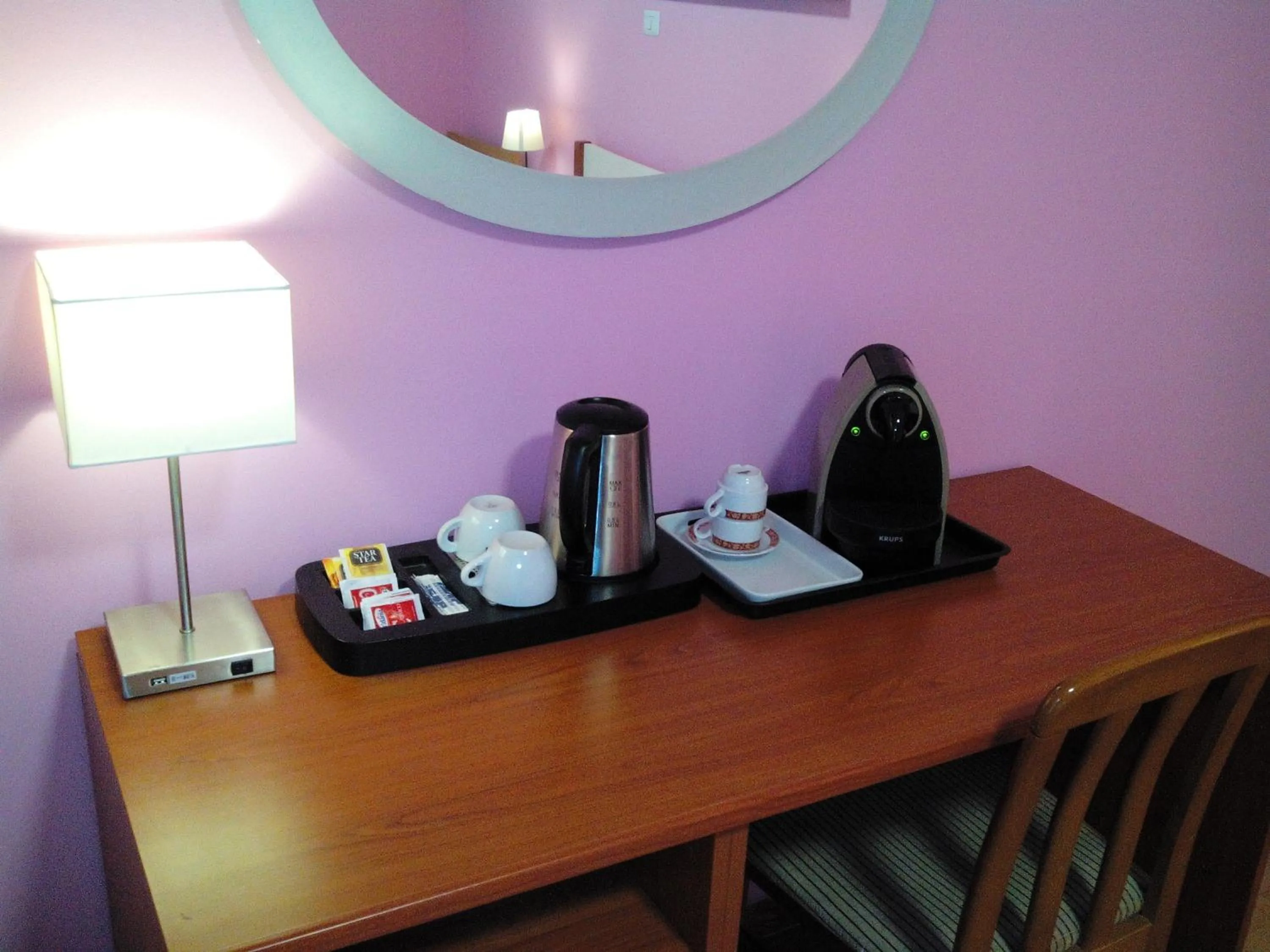 Coffee/tea facilities in Albergo Paradiso