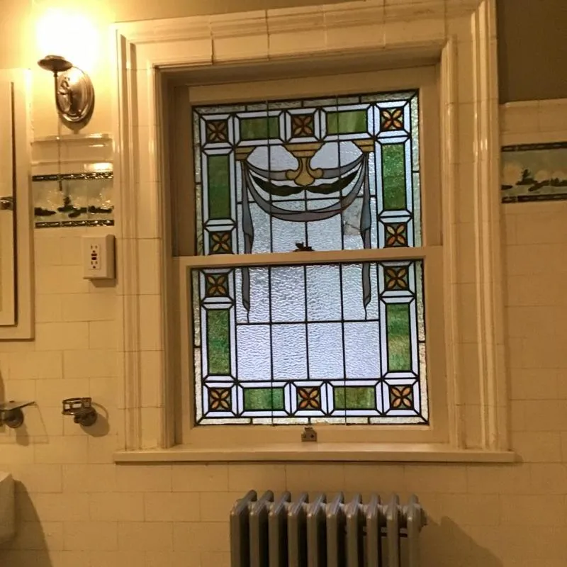 Decorative detail in Brookview Manor Inn