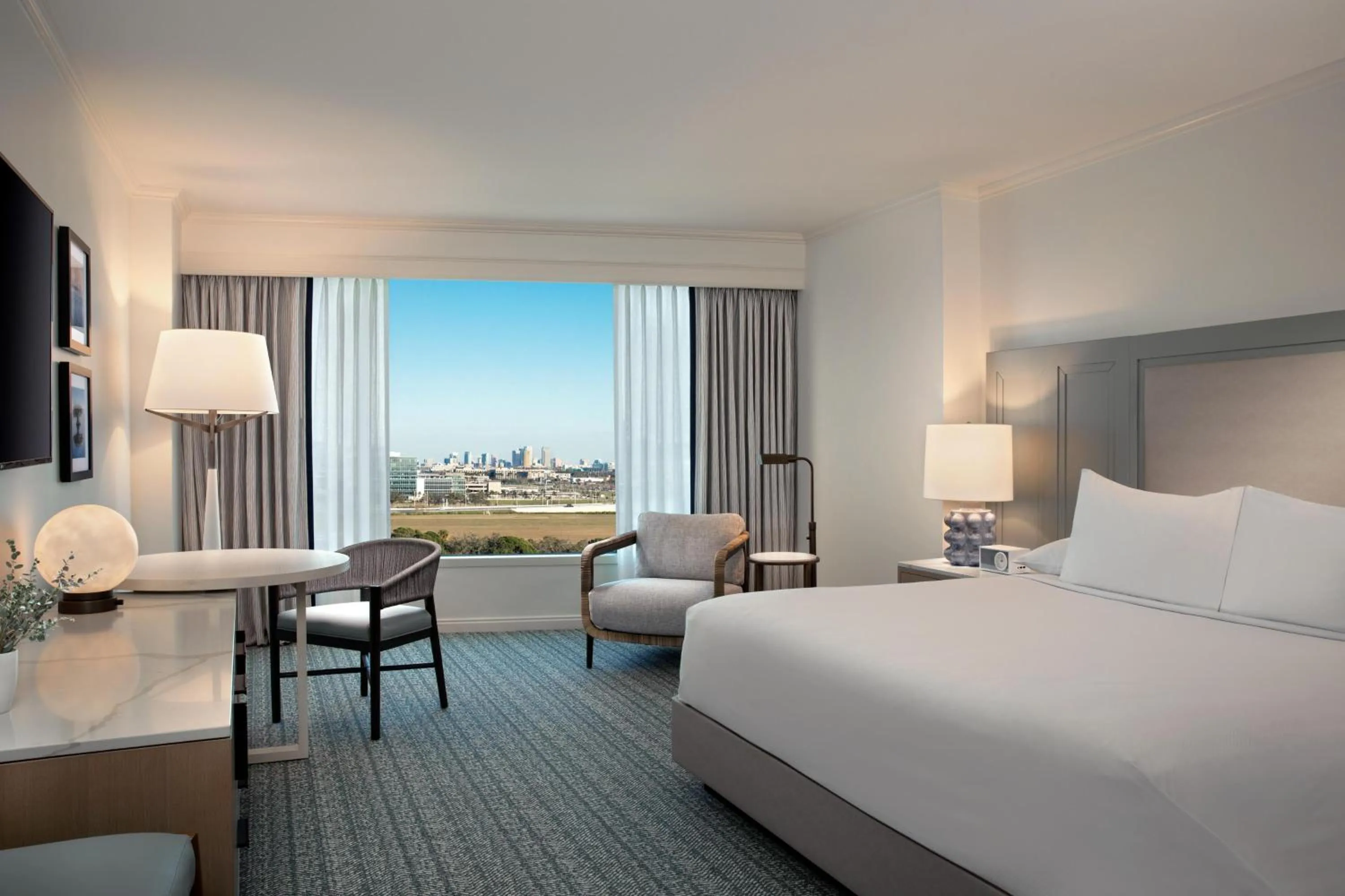 Bedroom, Bed in Grand Hyatt Tampa Bay