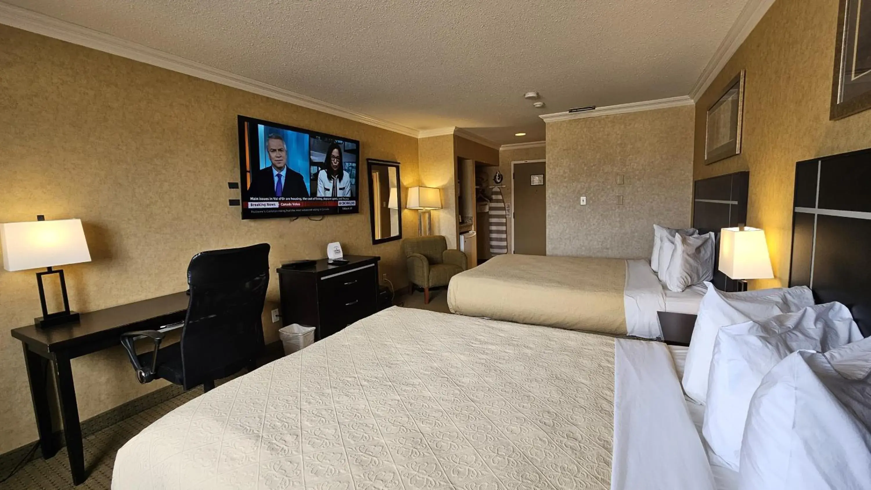Queen Room with Two Queen Beds in The George Dawson Inn & Conference Centre Queen Room with Two Queen Beds in The George Dawson Inn & Conference Centre