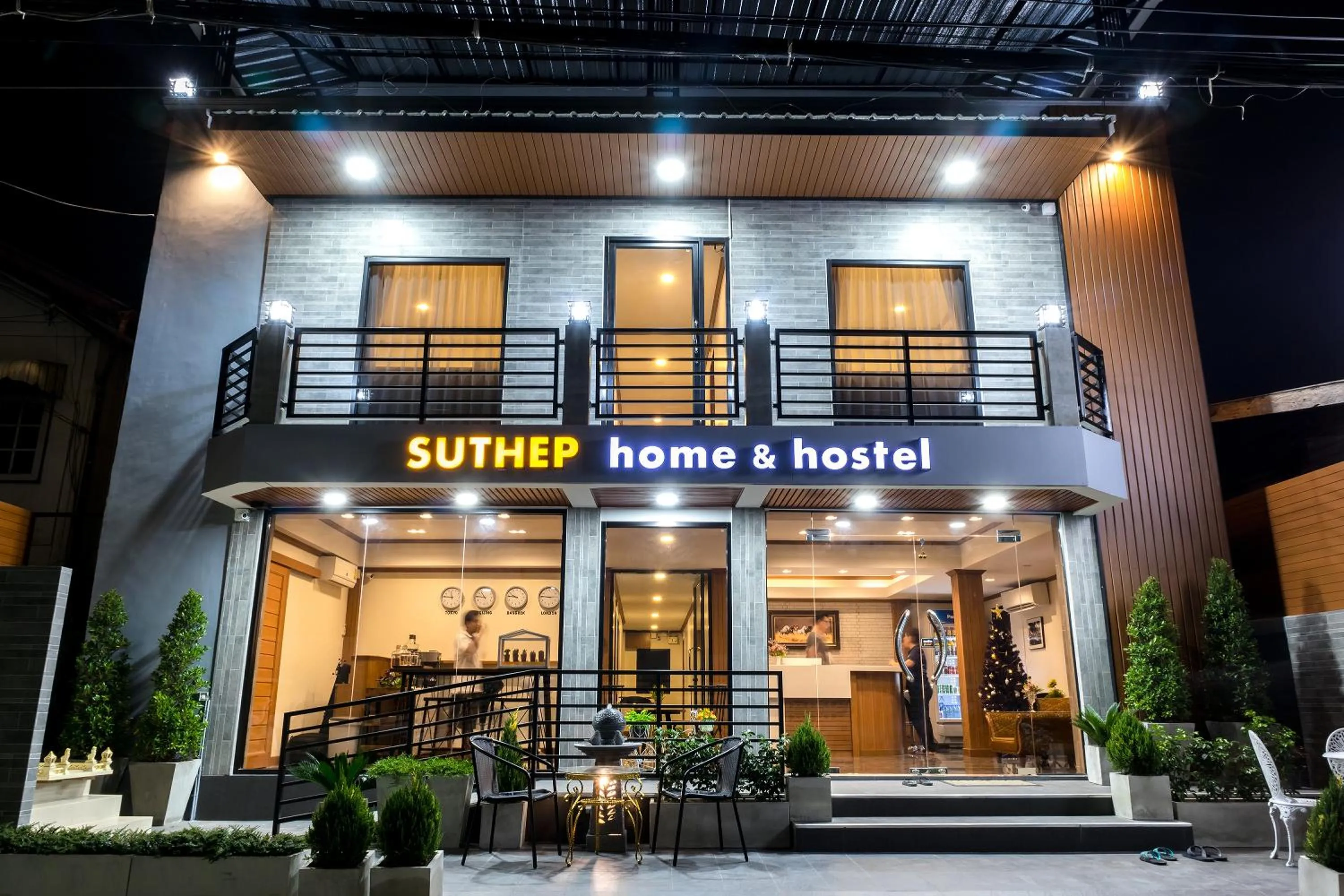Property building in Suthep Home & Hostel