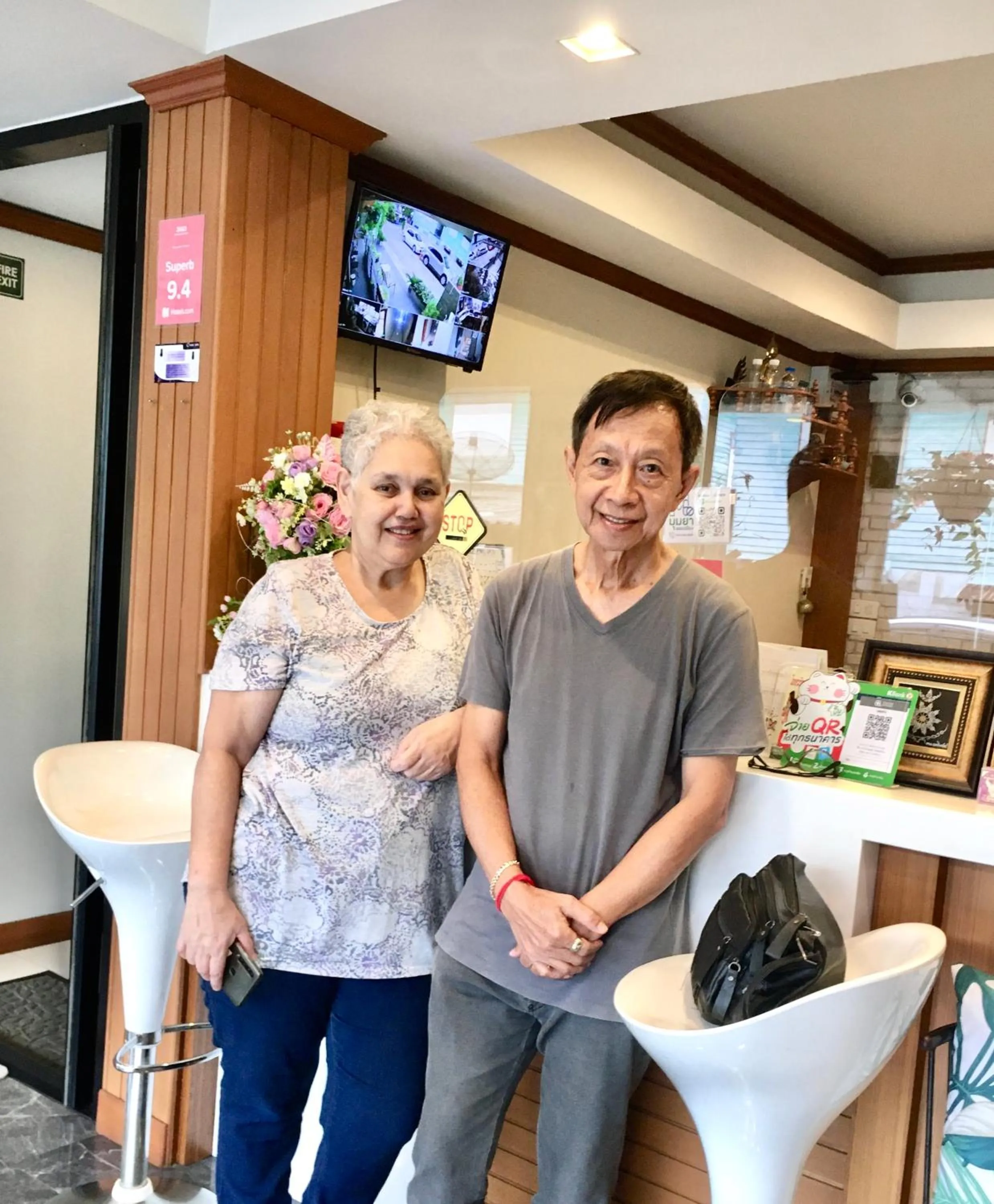 Guests in Suthep Home & Hostel