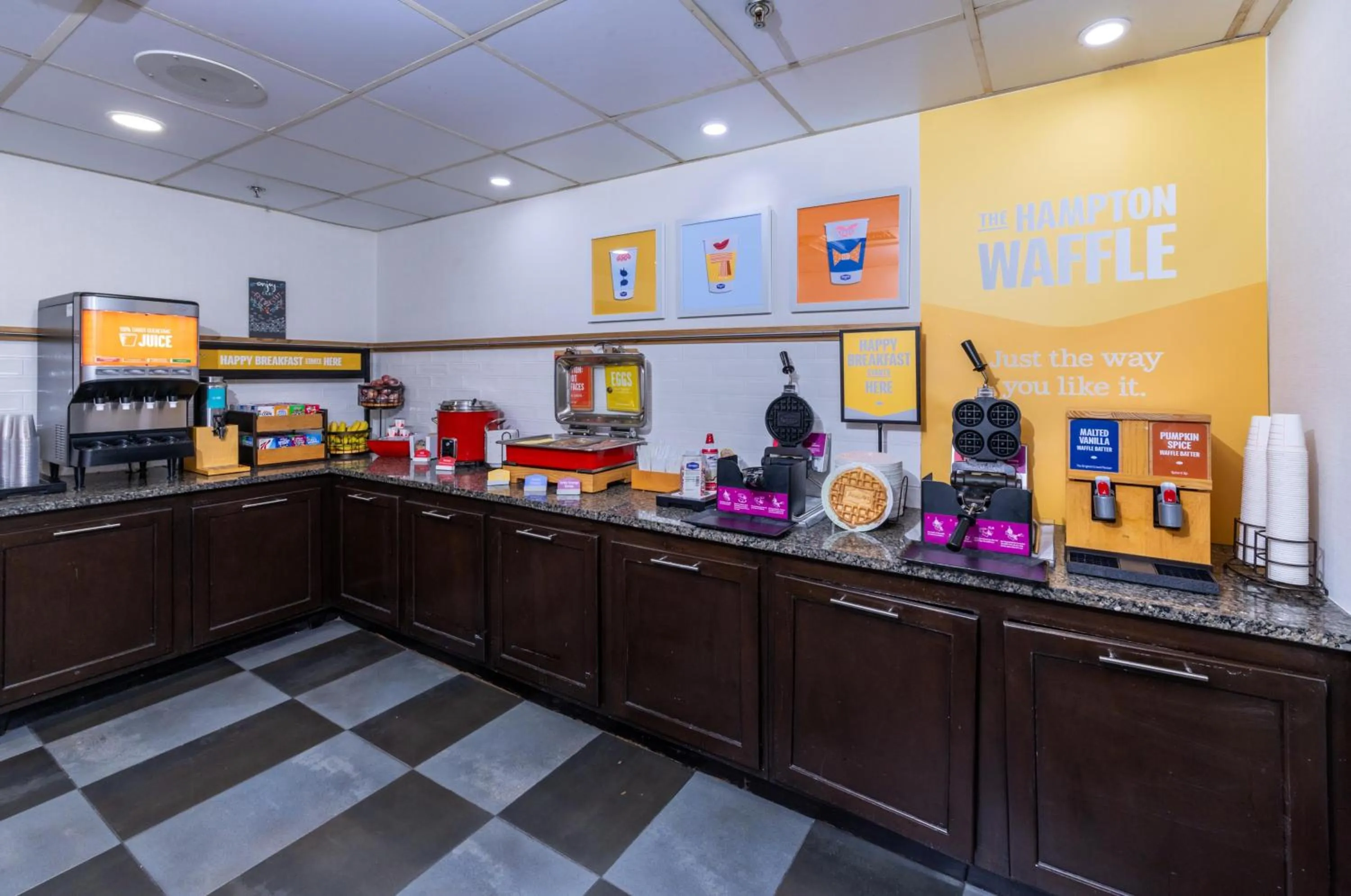 Breakfast in Hampton Inn Tampa International Airport/Westshore