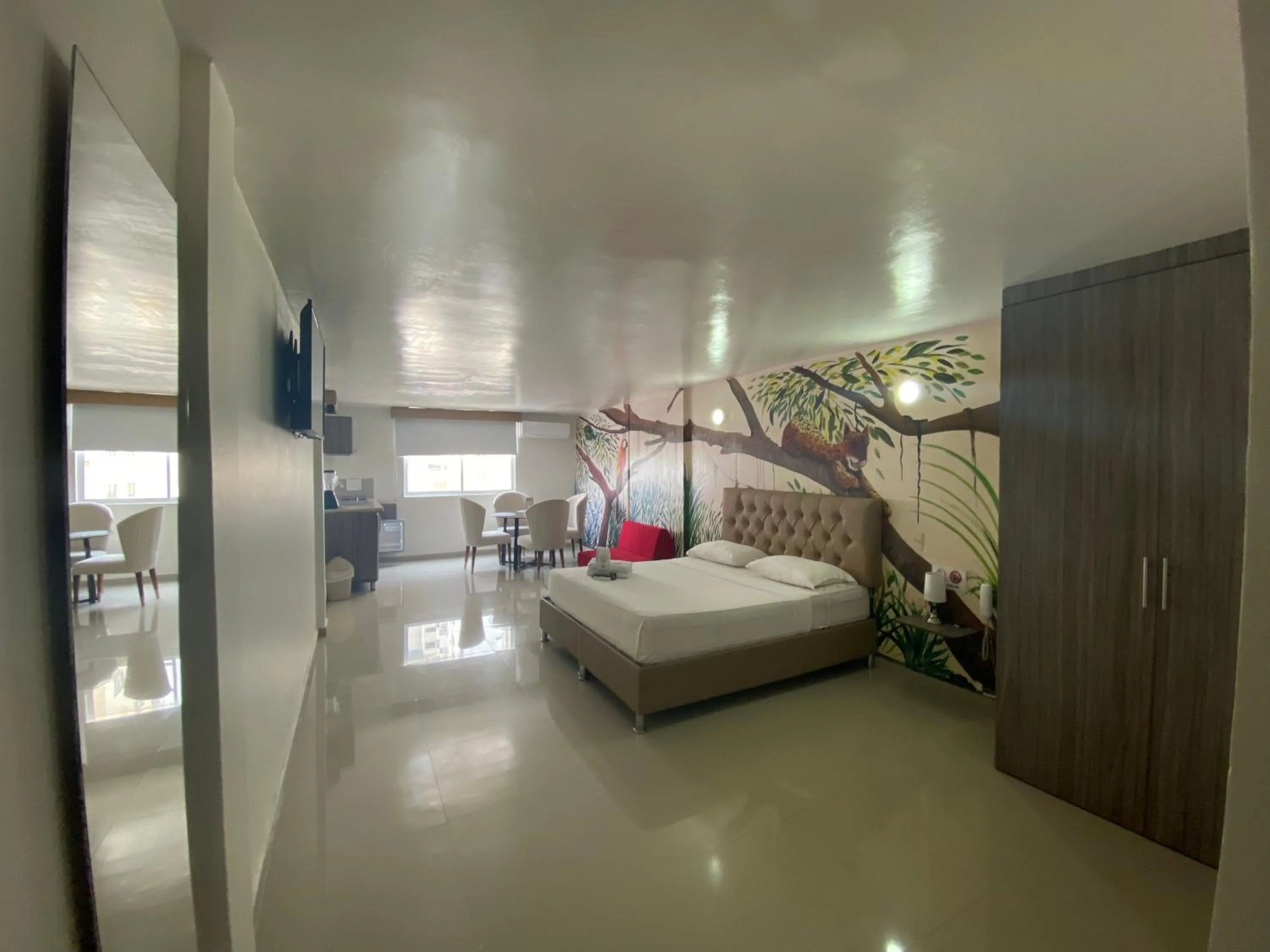 Breakfast, Bed in Hotel Hernández CTG