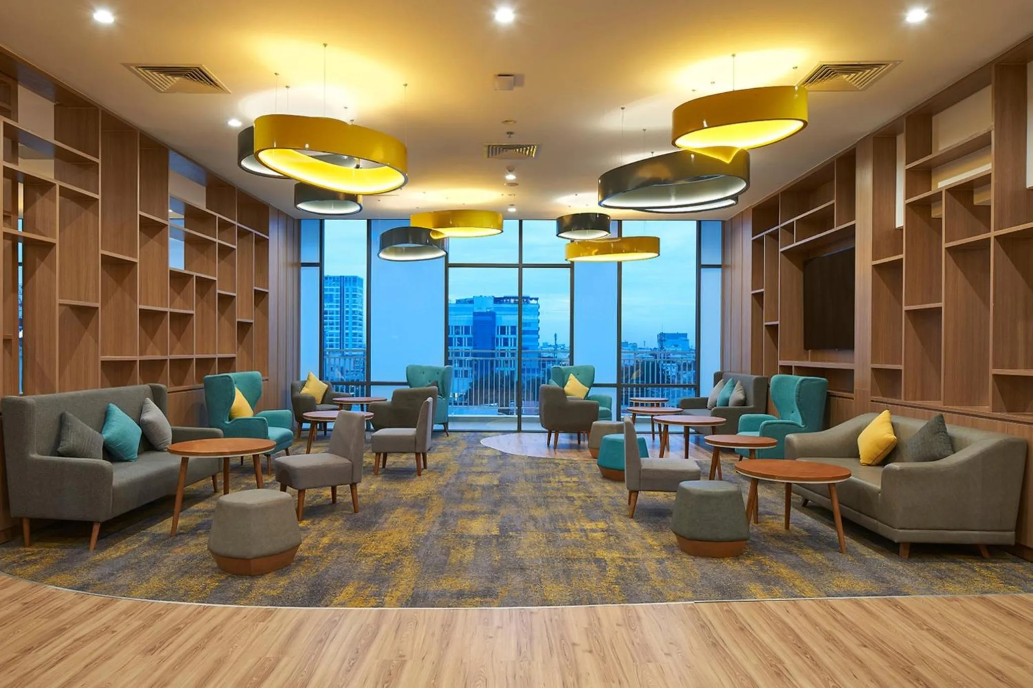 Lobby or reception in Holiday Inn & Suites Saigon Airport by IHG