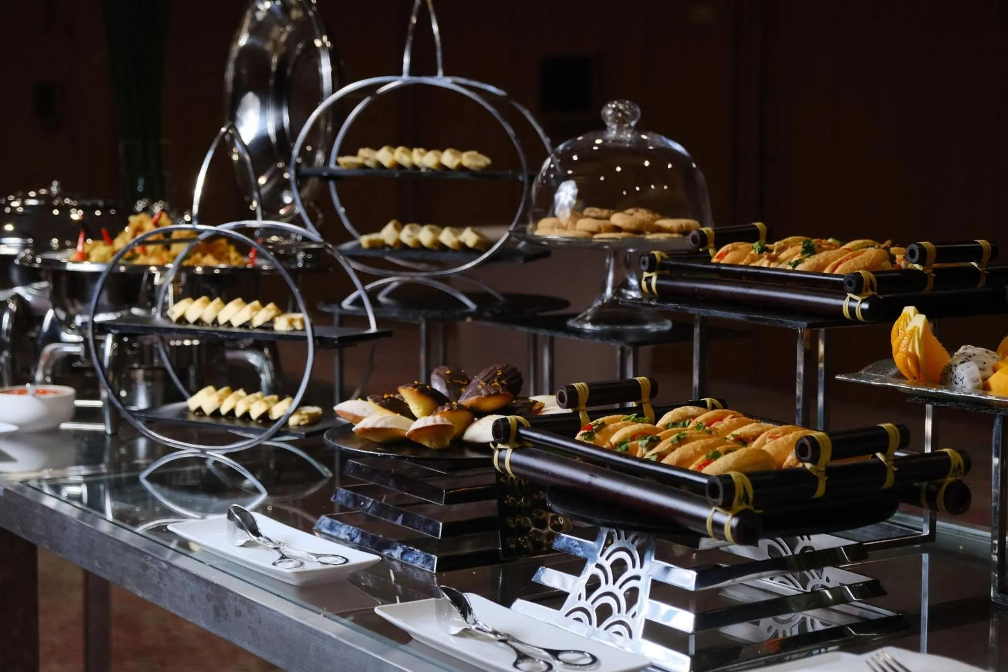 Meeting/conference room in Holiday Inn & Suites Saigon Airport by IHG