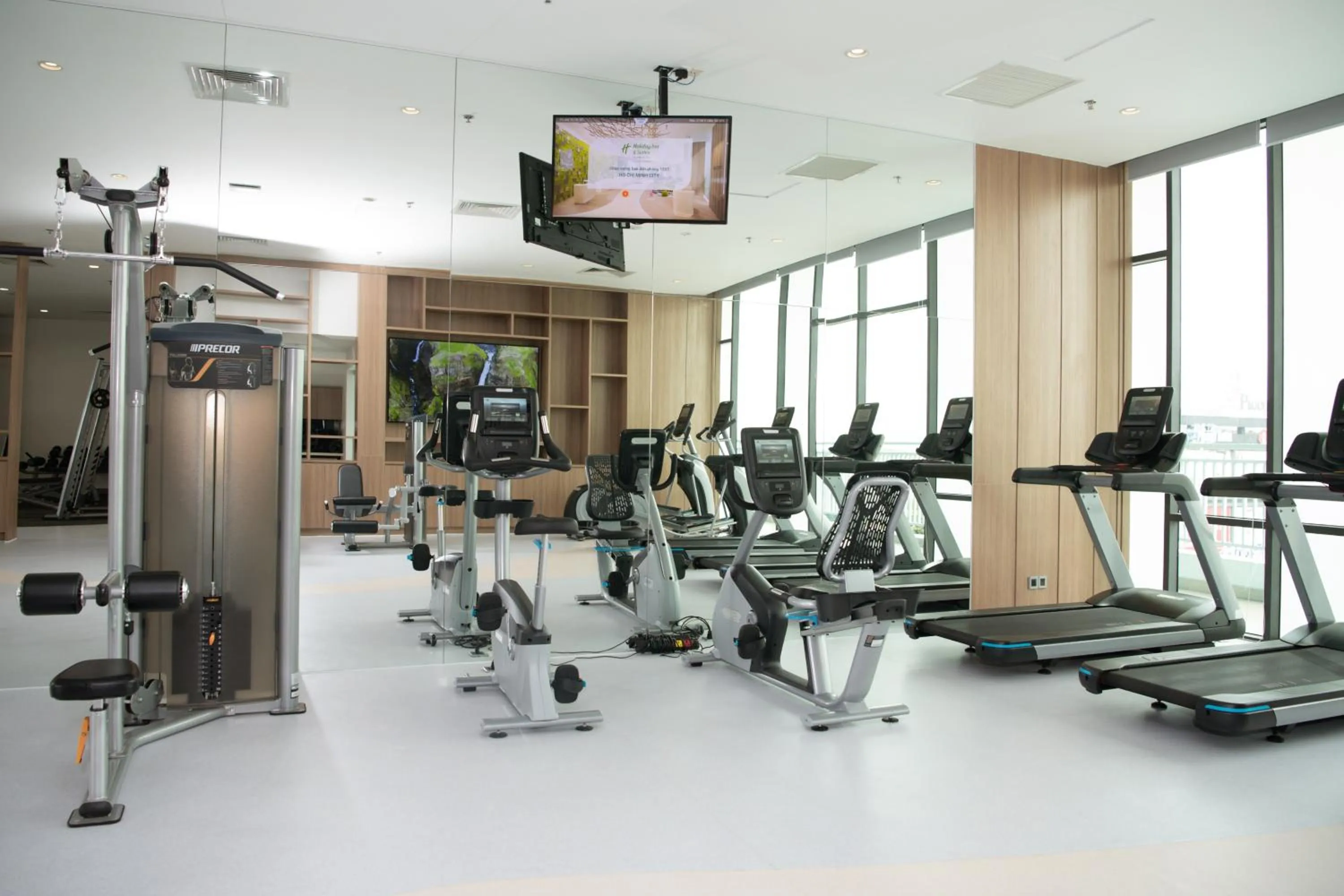 Fitness centre/facilities in Holiday Inn & Suites Saigon Airport by IHG