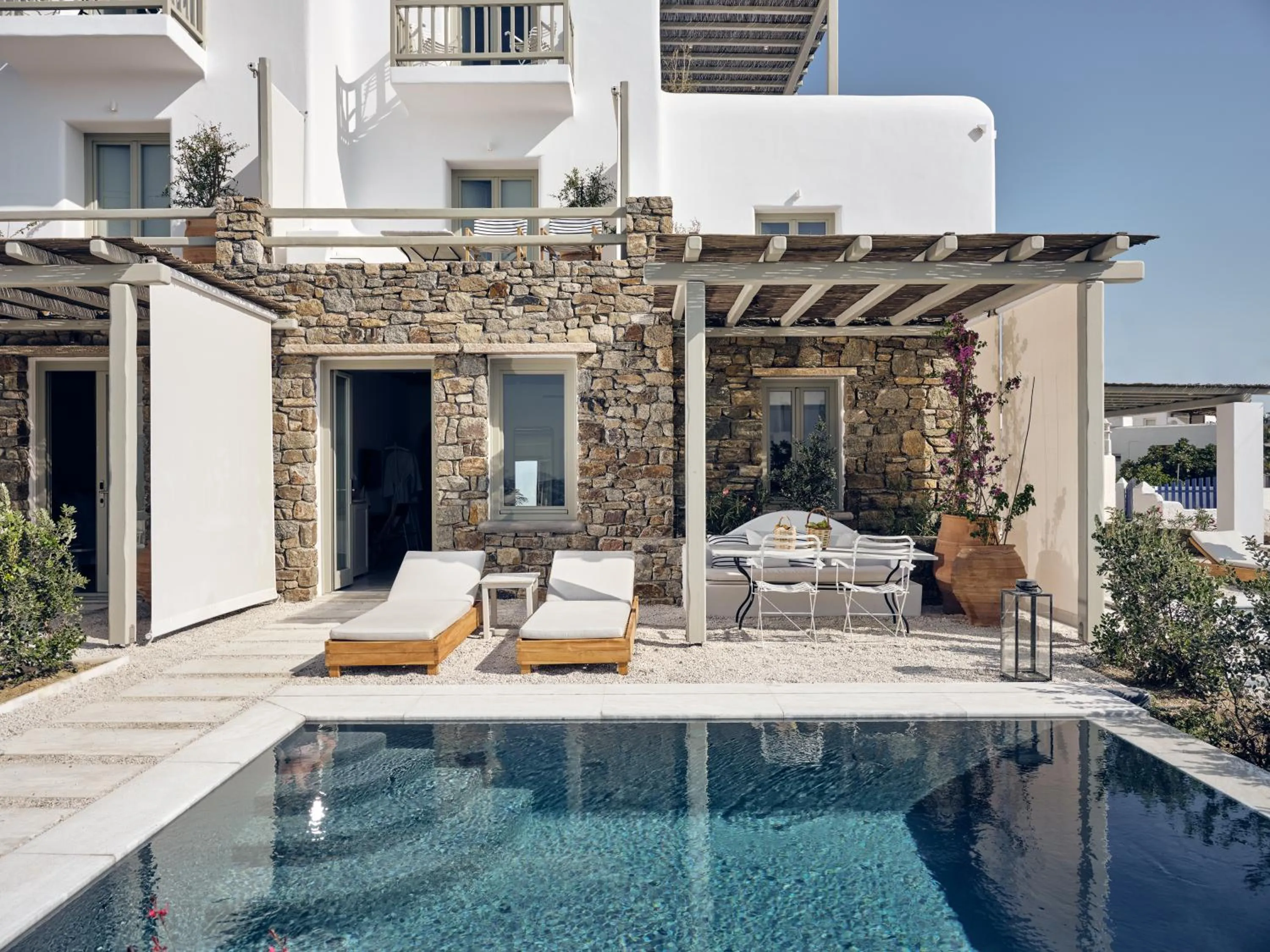 Property building in Belvedere Mykonos - Hilltop Rooms & Suites - The Leading Hotels of the World