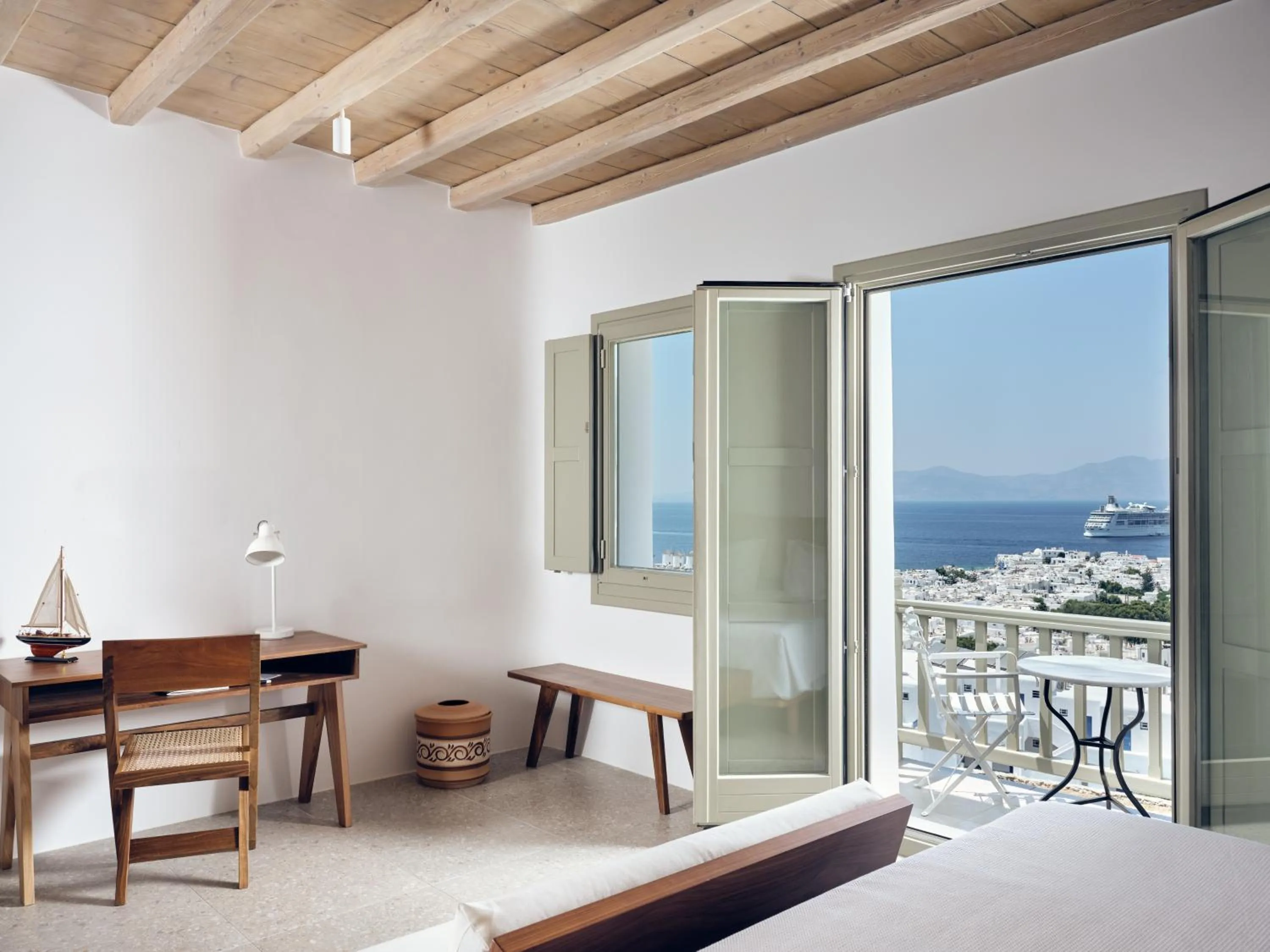 Balcony/Terrace in Belvedere Mykonos - Hilltop Rooms & Suites - The Leading Hotels of the World