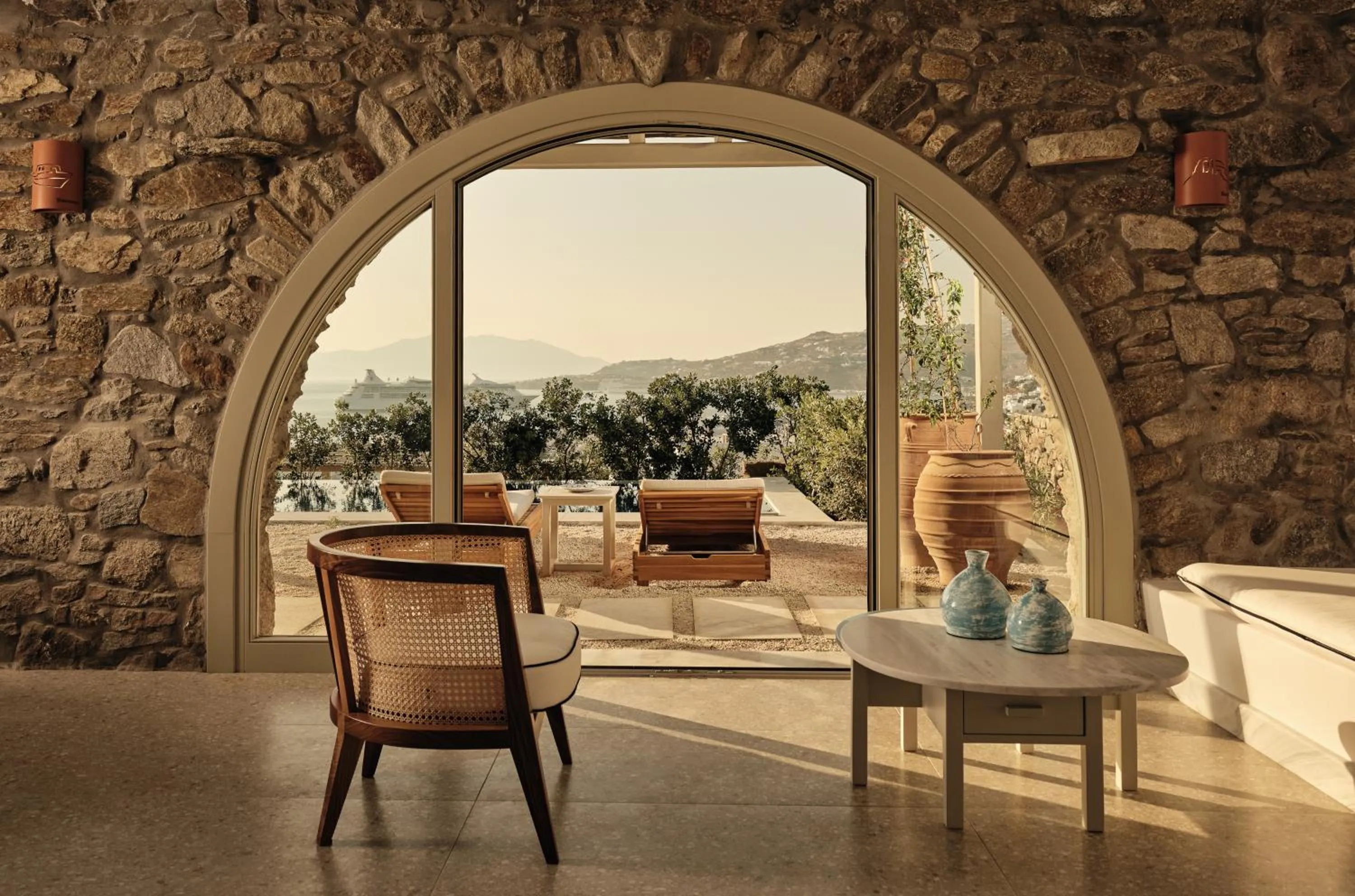 Patio in Belvedere Mykonos - Hilltop Rooms & Suites - The Leading Hotels of the World