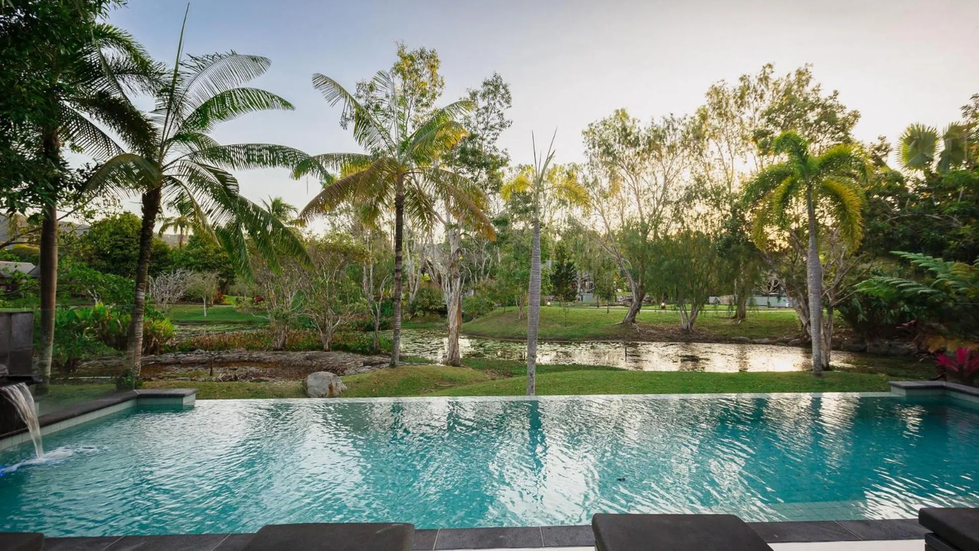 Swimming pool in Niramaya Villas and Spa