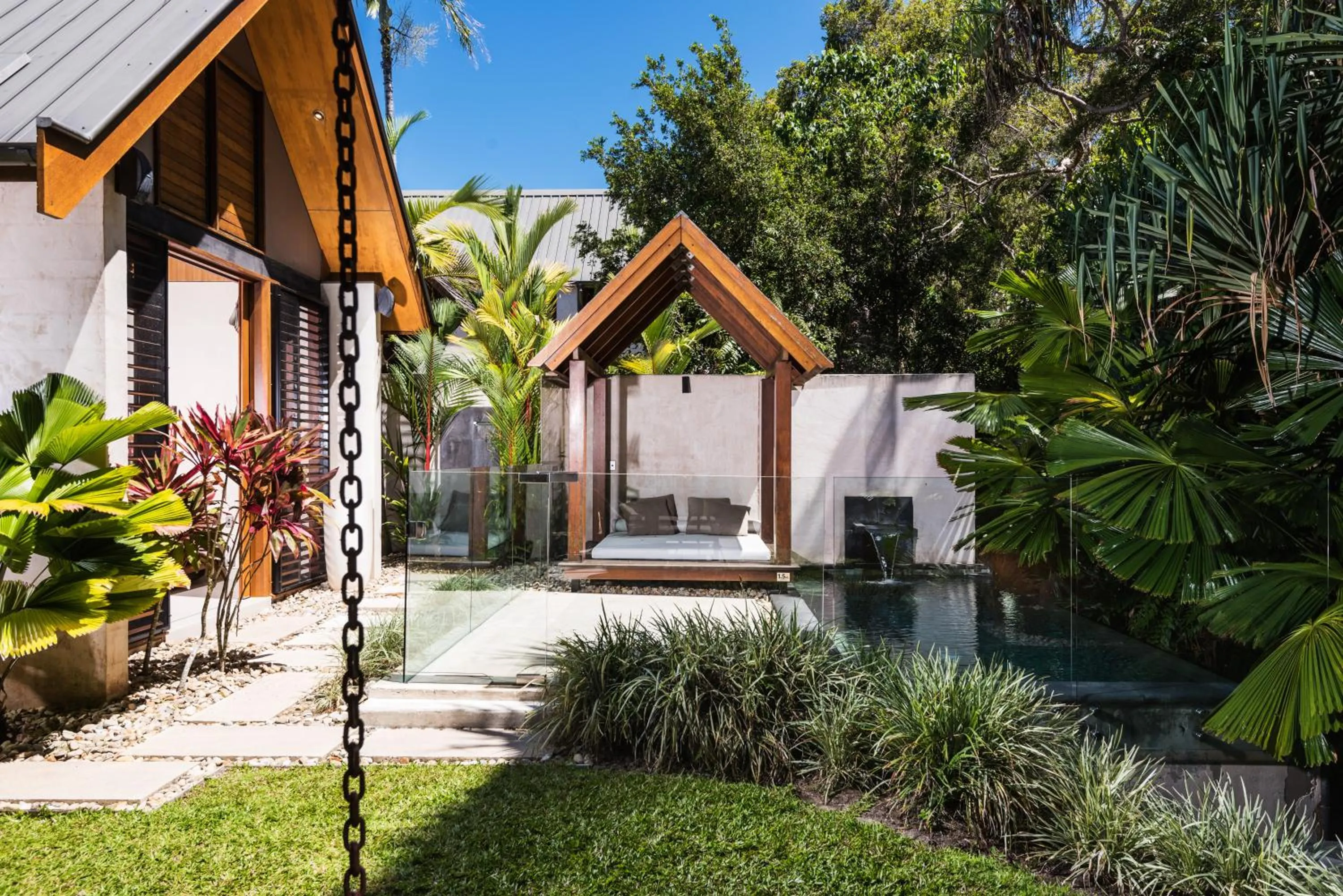Swimming pool in Niramaya Villas and Spa