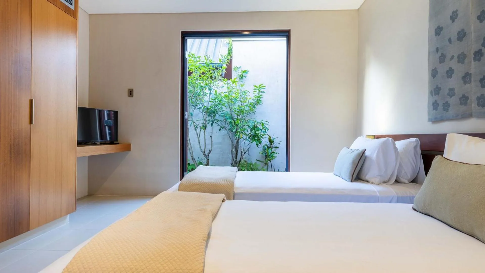 Bedroom, Bed in Niramaya Villas and Spa