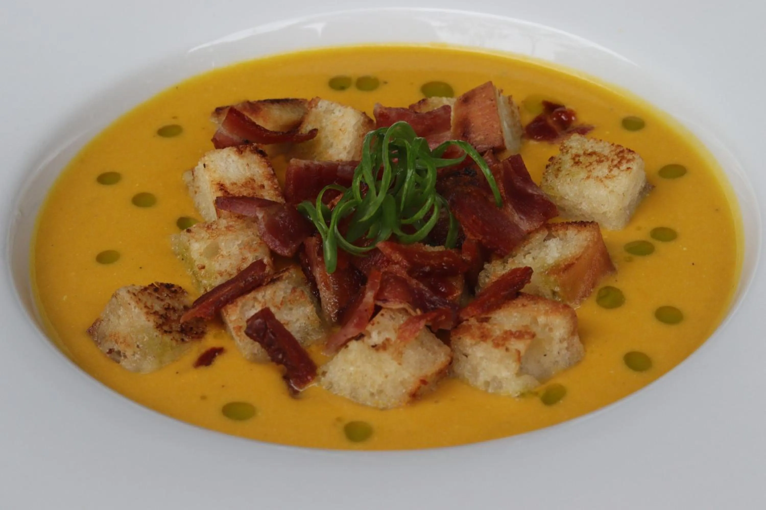 Food and drinks in Enai