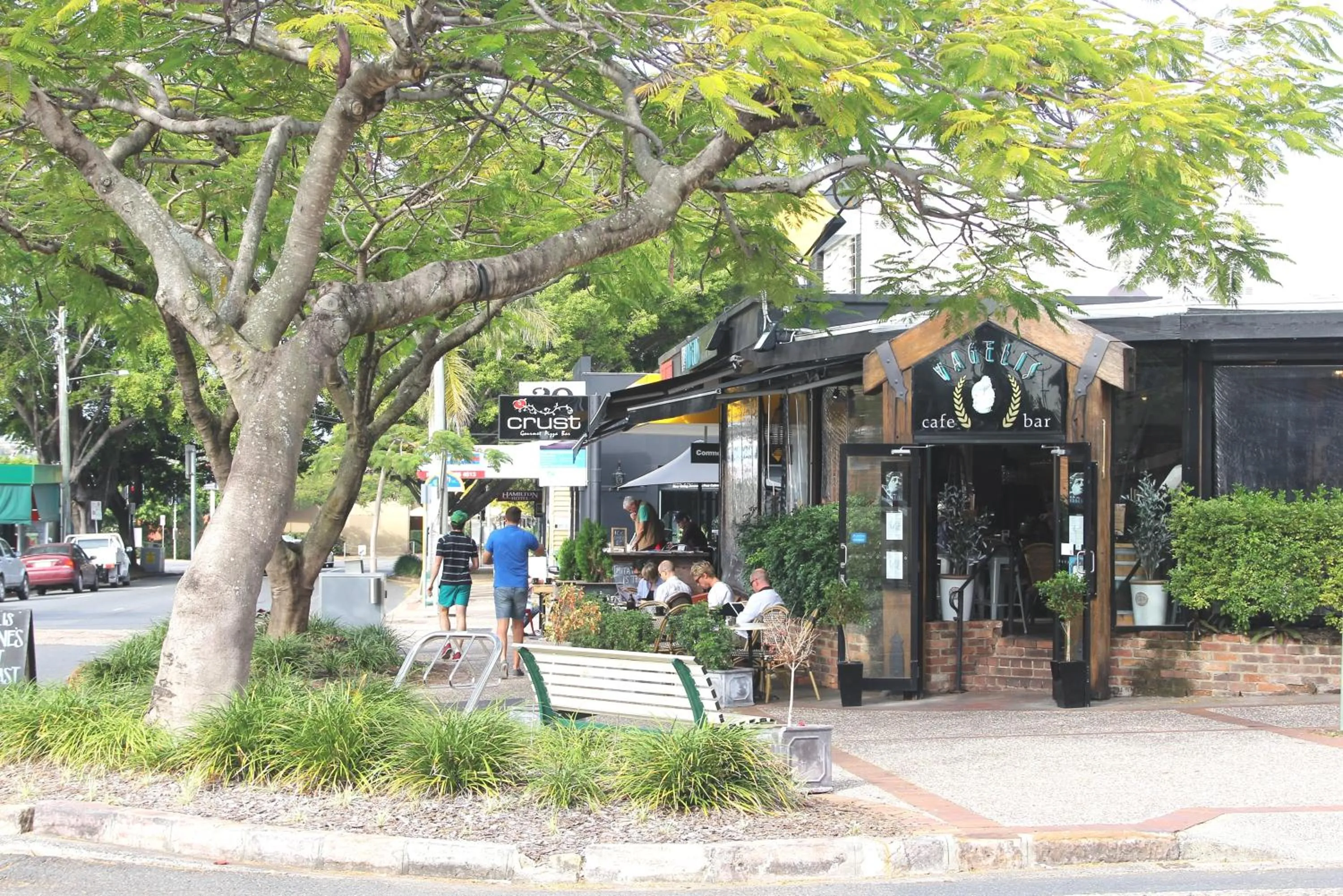 Area and facilities in Hamilton Motor Inn