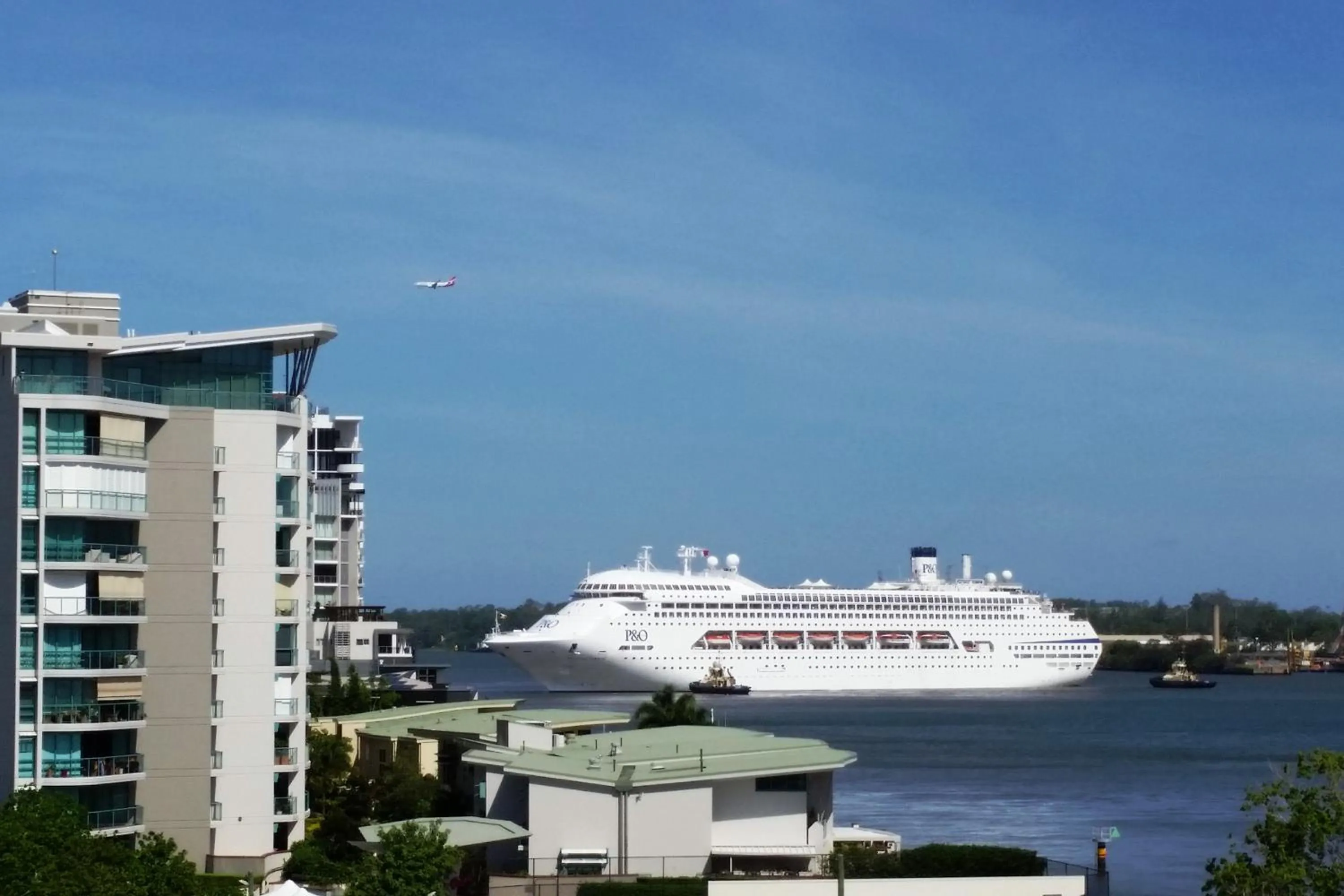 Area and facilities in Hamilton Motor Inn