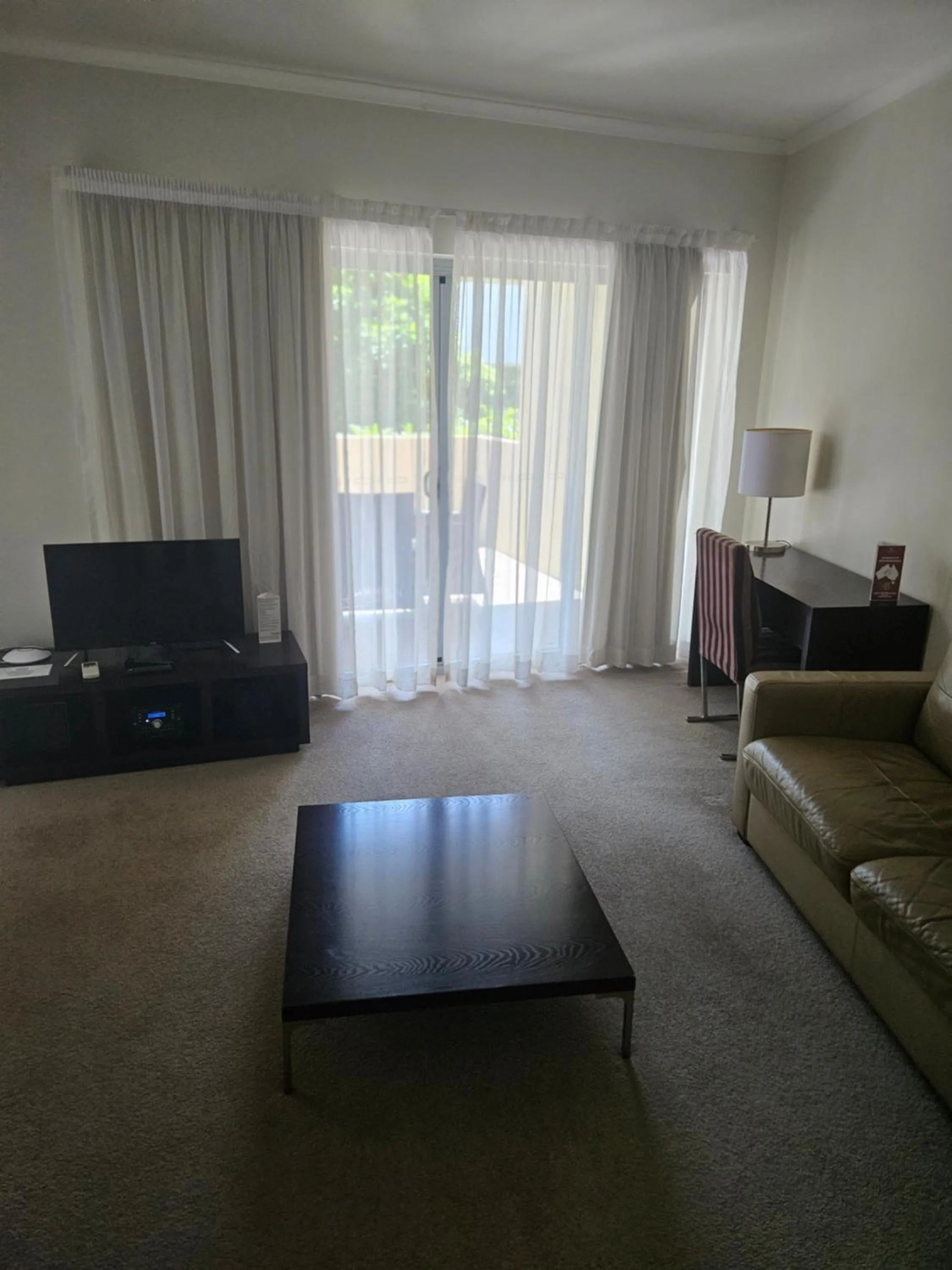 Dining area in Gladstone City Central Apartment Hotel Official