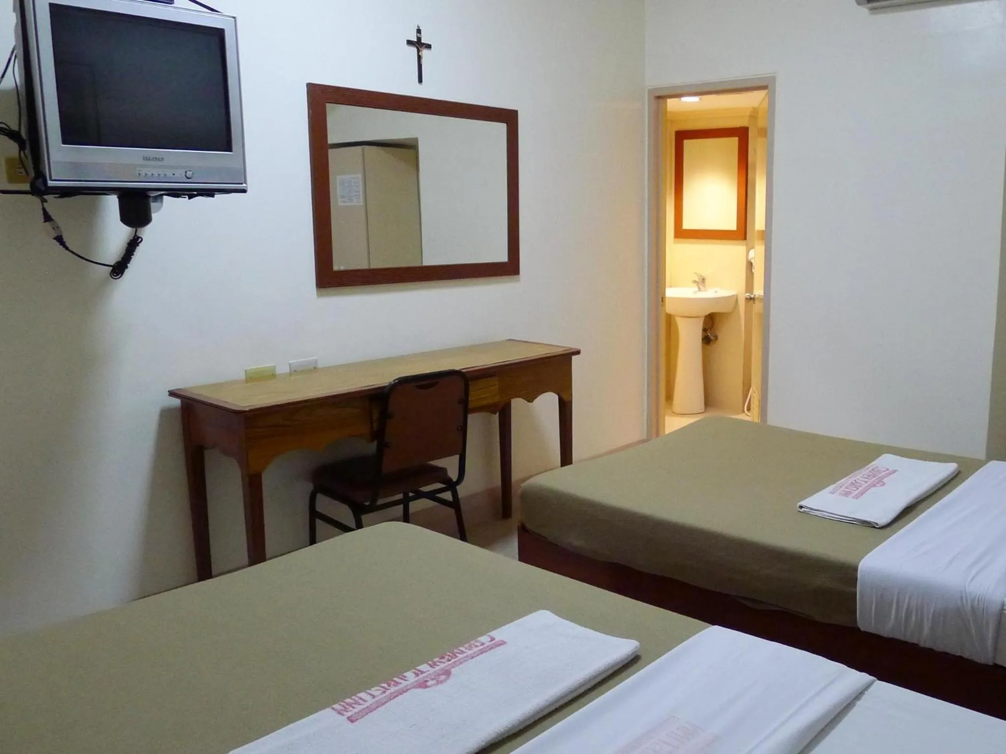 Bed in Cebuview Tourist Inn