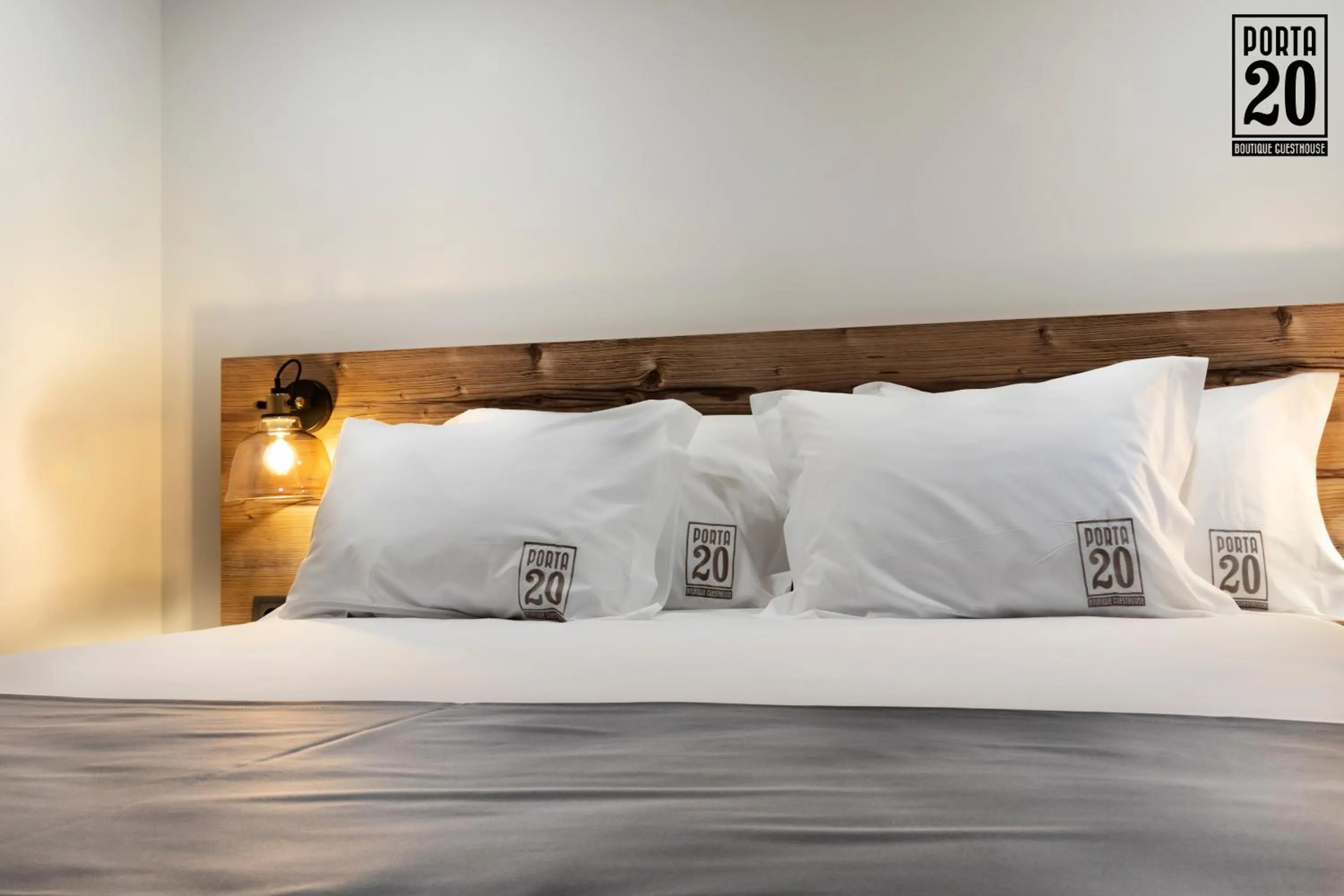 Bed in Porta 20 Boutique Guesthouse