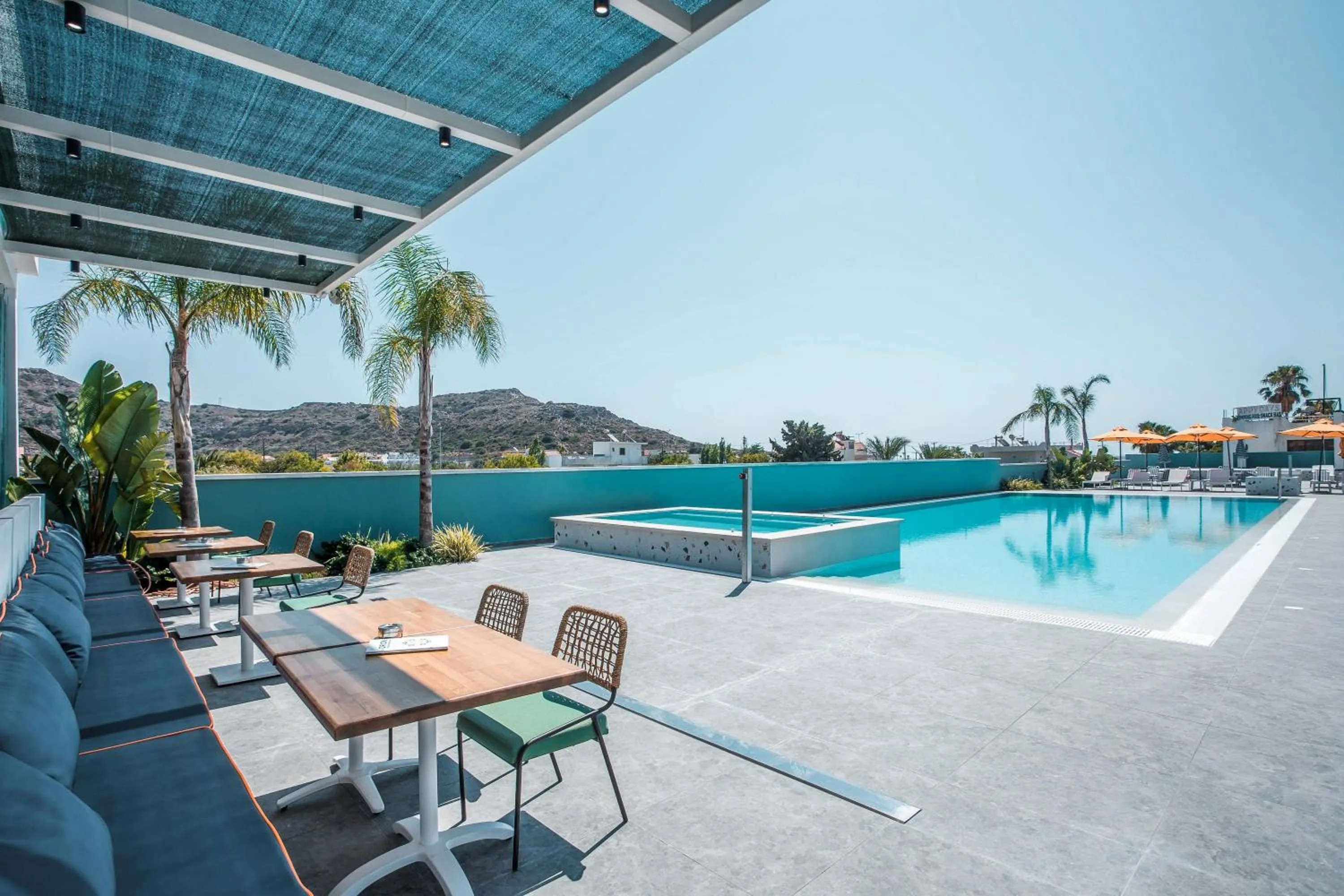 Lounge or bar in Mazoren Art Hotel